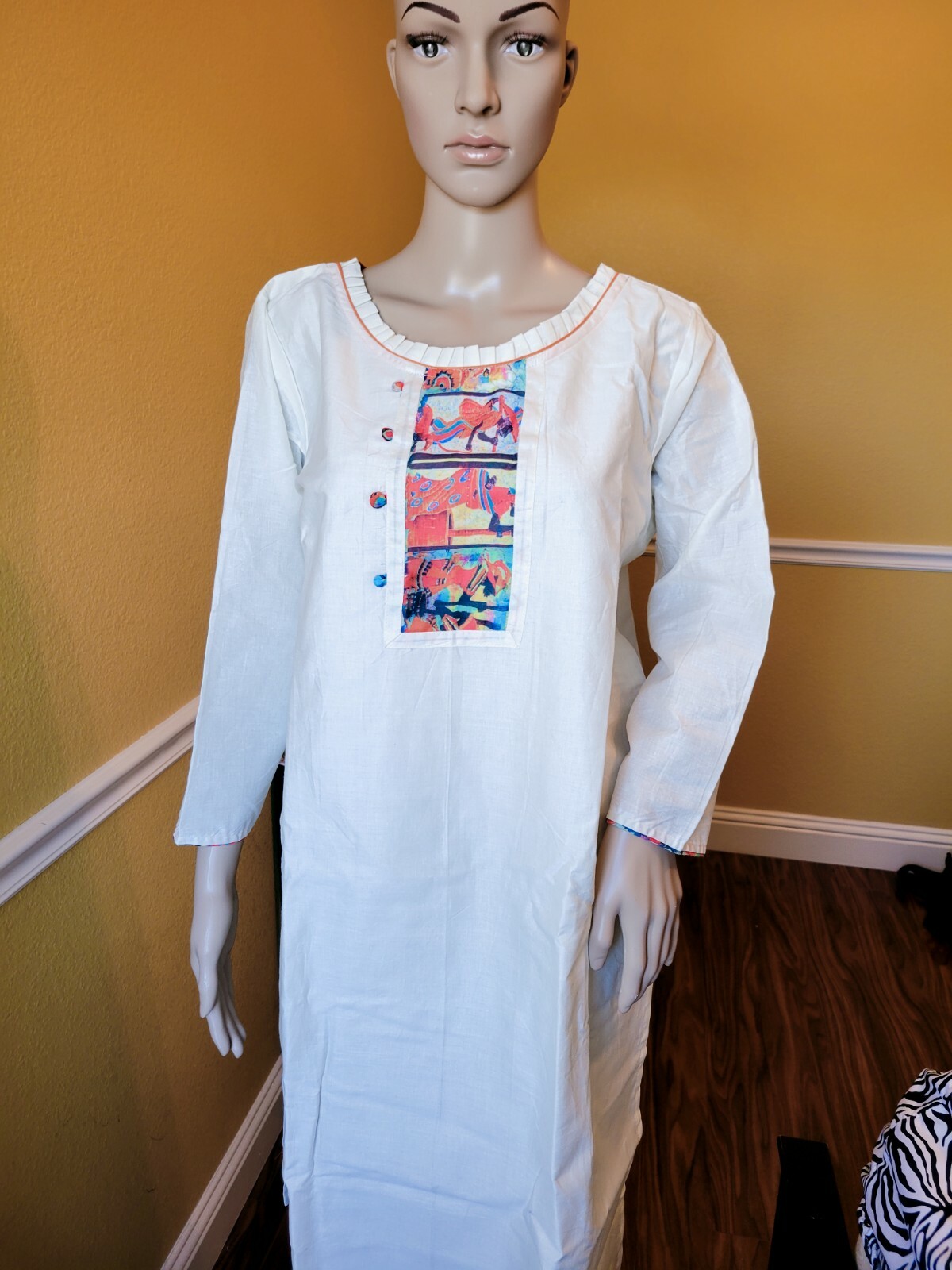 Beautiful Ready Made Chanderi cotton Churidar Salwar kameez in white. Bust 46 in