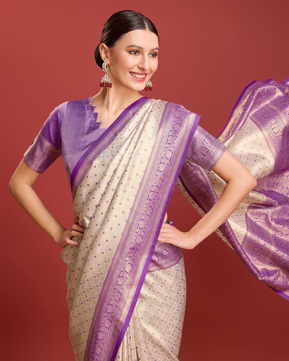 Women’s Kanjivaram Silk Mesmerizing Saree With Unstitched Blouse Piece