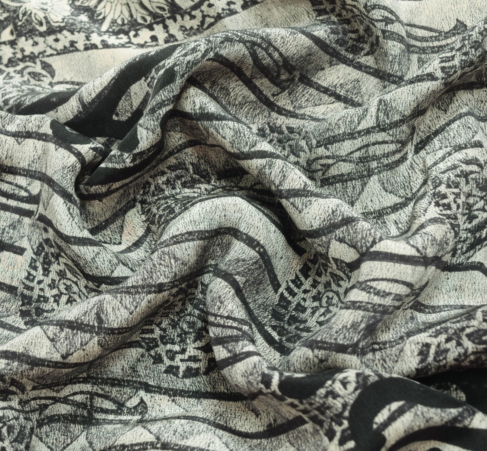 Sushila Vintage Black Saree 100% Pure Crepe Silk Printed Floral Soft Sari Fabric