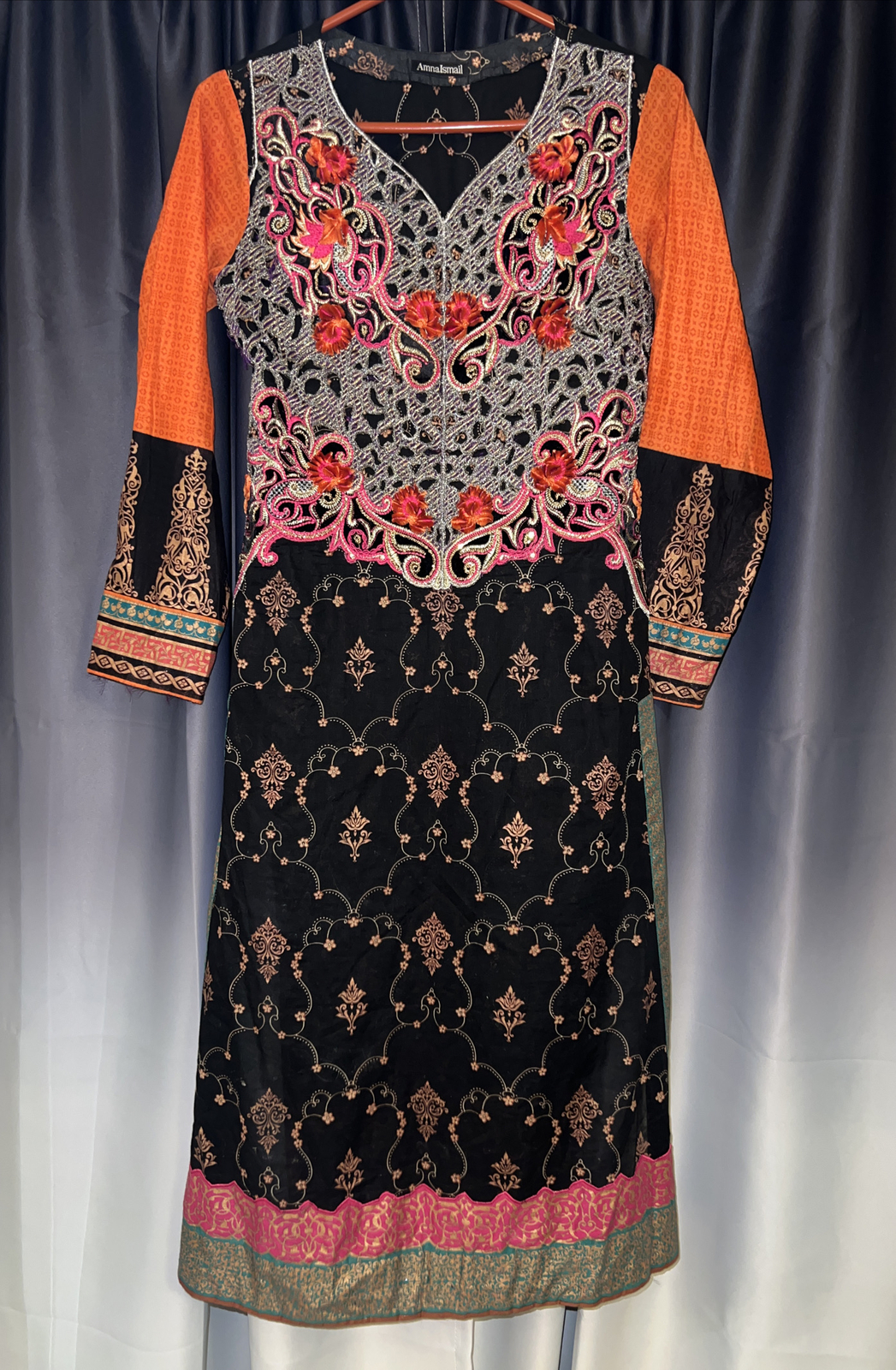 AMNA ISMAIL🔸Pakistani Dress Orange Pink, Gold Beautiful Design India