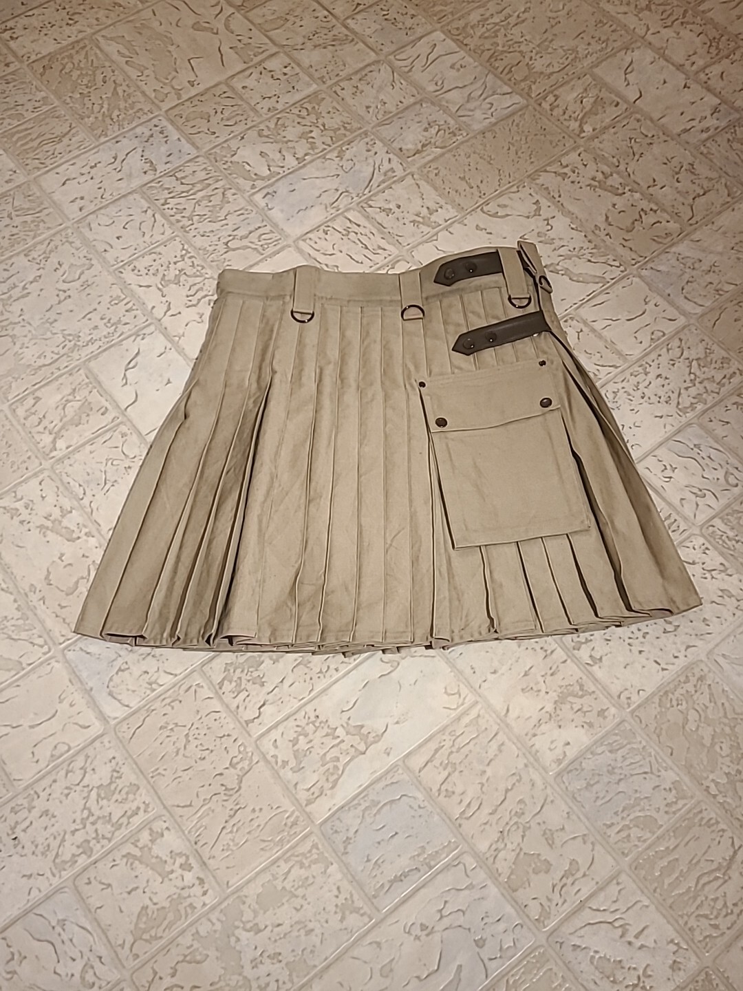 Kilt by Out Of Bounds. Khaki Tan 56, Leather Straps Size 38