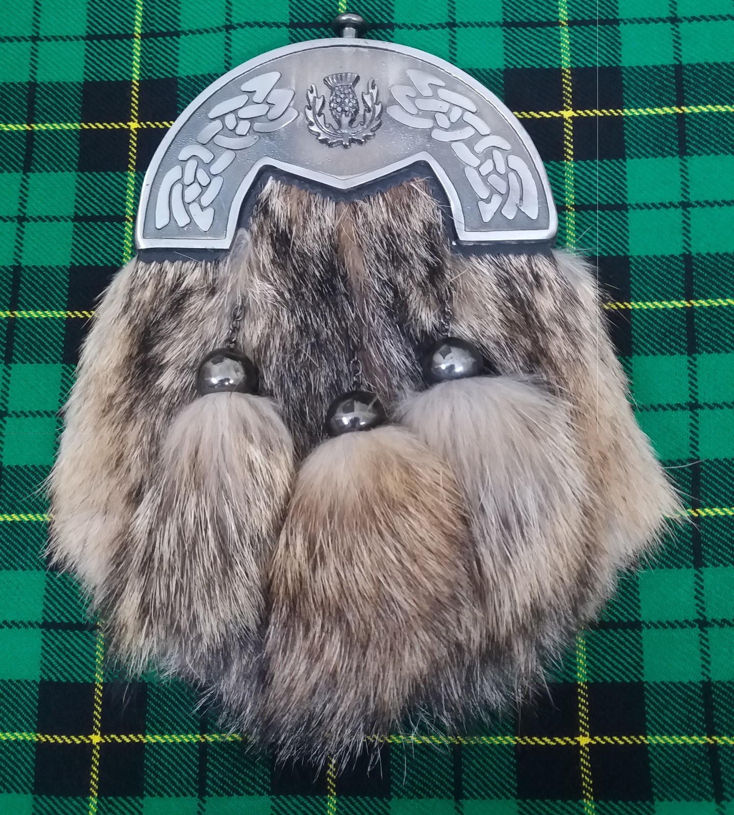Scottish Kilt Sporran Fox Fur Celtic Knot Antique Finish/Highland Kilts Sporrans