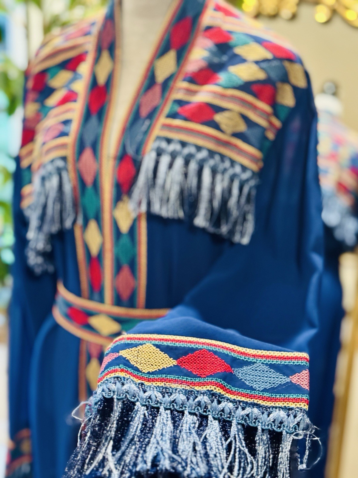 Women’s Middle Eastern Kaftan Robe Embroidered Black Gold White Blue