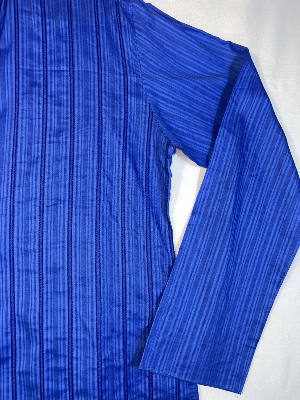 Manyavar Men’s Blue Textured Kurta Size L/40 New With Tags Placket Embroidered