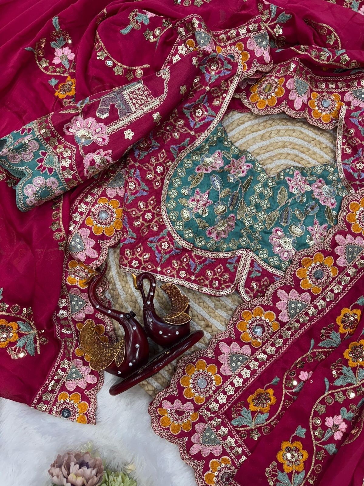 Ready-to-Wear Designer Georgette Saree for Adults Bollywood Party and Indian Pak