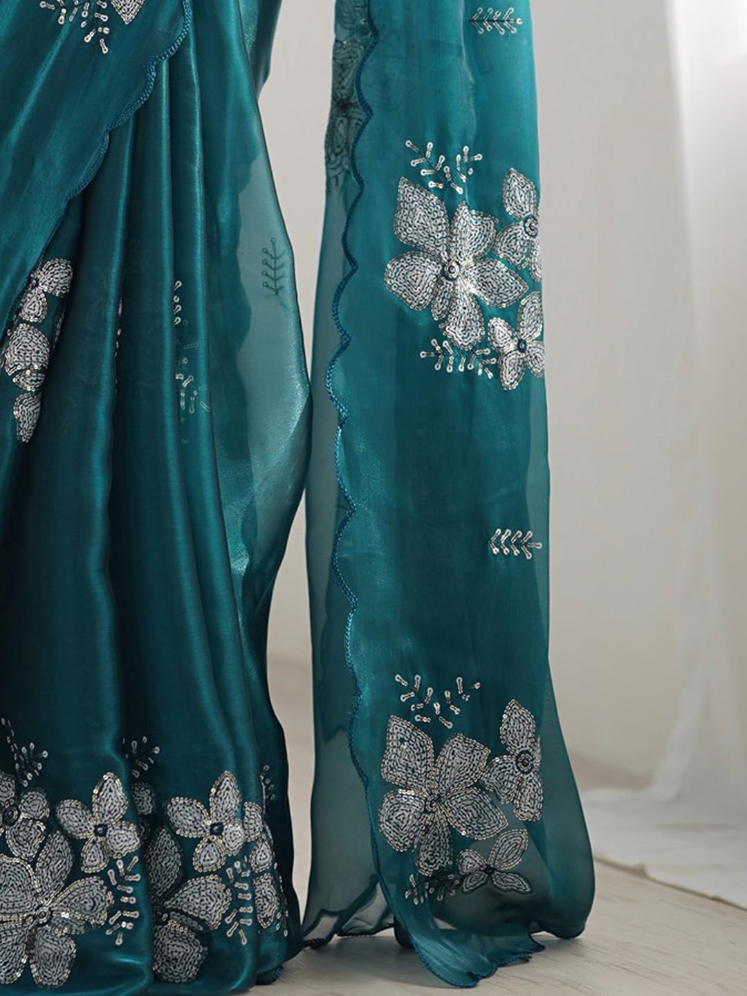 Women’s Shimmer Organza Sequence Embroidery Saree With Unstitched Blouse Piece