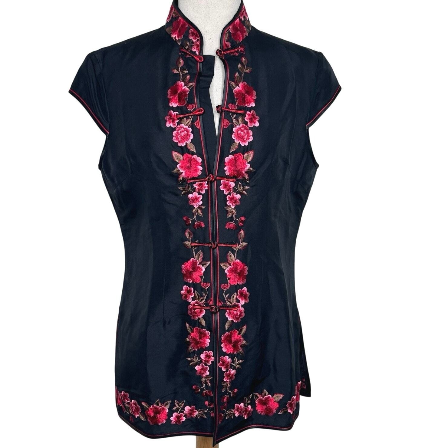 Yue Hwa Silk Cheongsam Top 40 Black Red Floral Embroidered Mandarin Collar Qipao