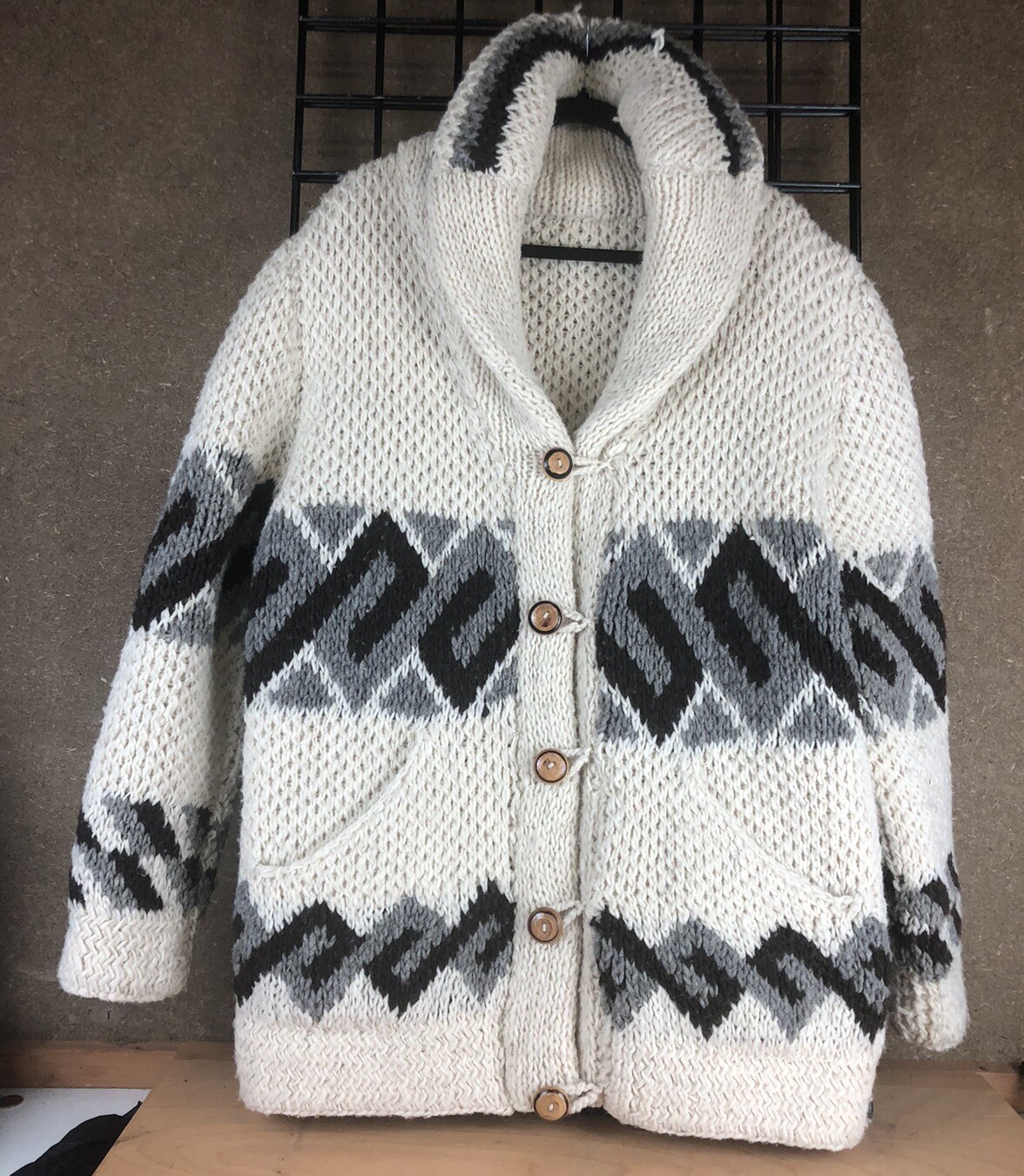 Indigenous Aztec Real Wool Thick Knit Handmade In Mexico Wood Button Down Large