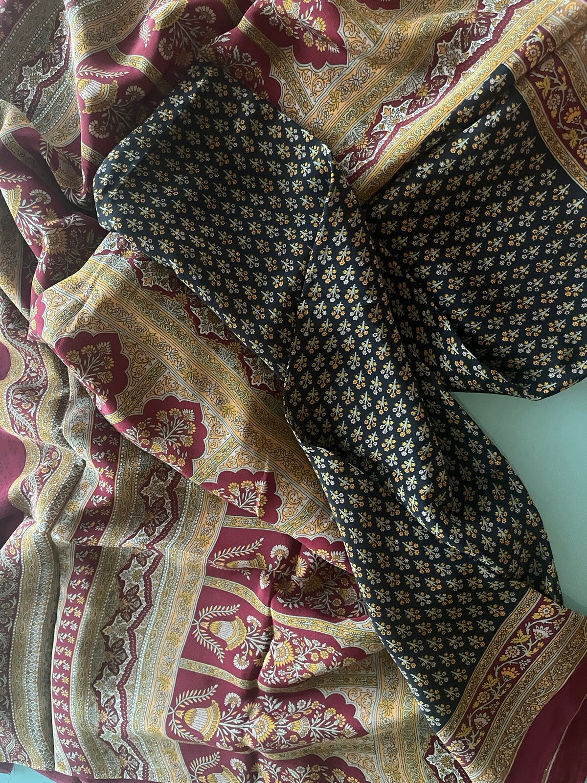 NWT 100% Silk Crepe Saree RITU KUMAR Style Black Red Floral Motif Diwali Pick 1
