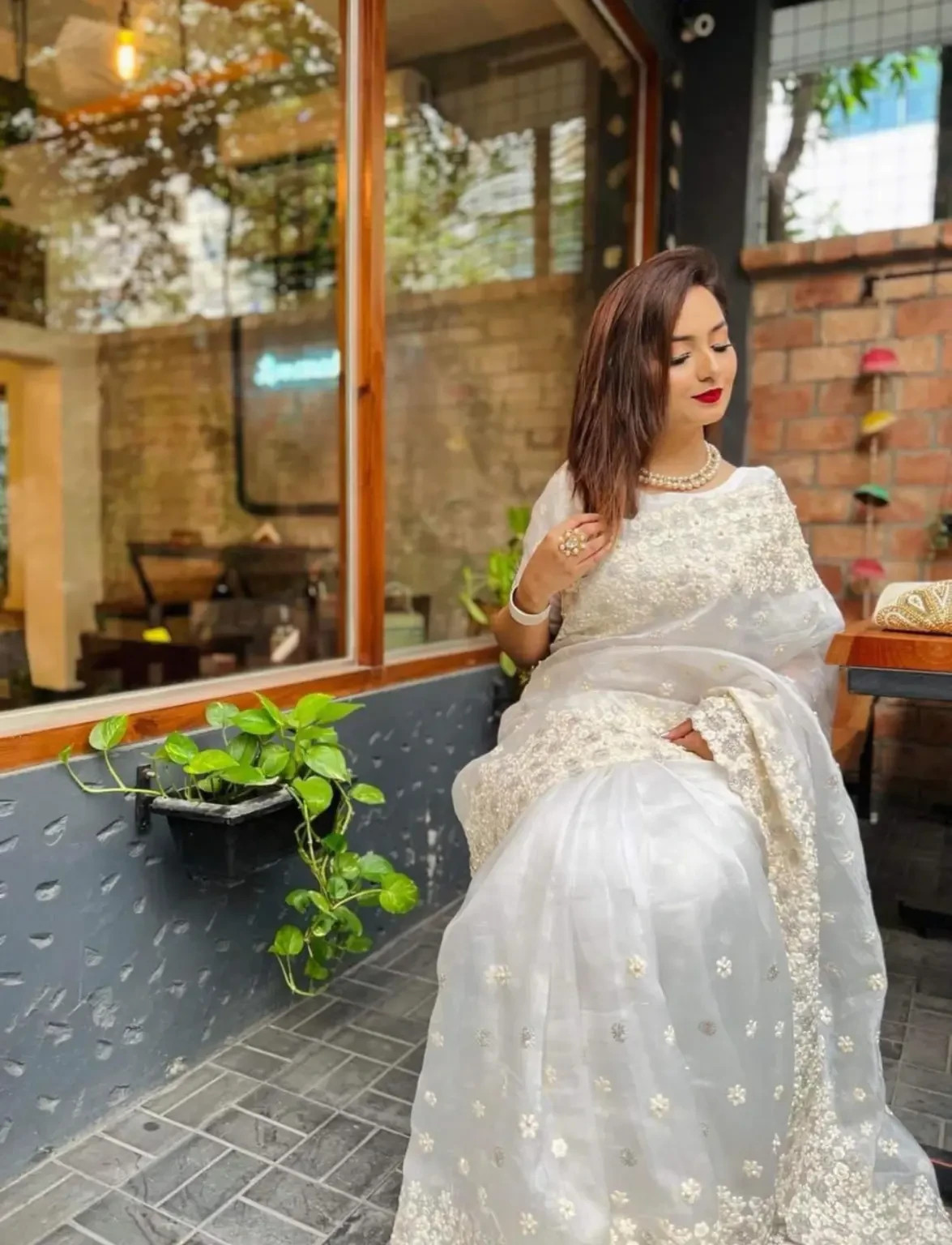 White Heavy Embroidery Work Beautiful Sari Indian Women Party Wear Saree Blouse
