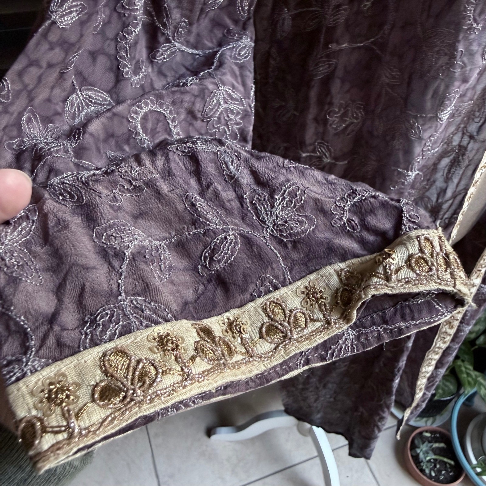 100% Silk Robe India Duster Kimono Neutral Mocha Taupe Large Pockets Embroidered