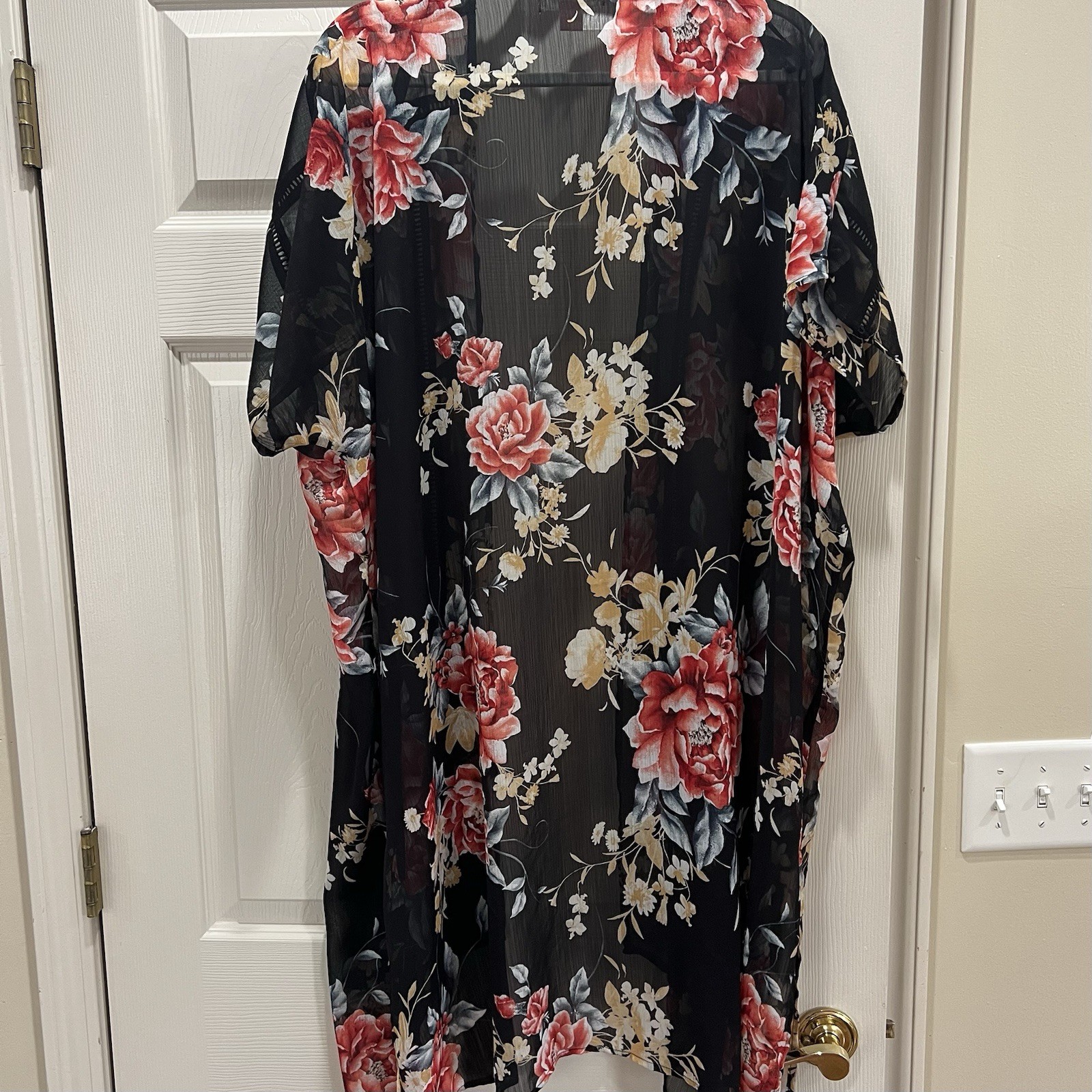 Band Of Gypsies Sheet Kimono Oversized Size Small Black Floral Print Boho Q6