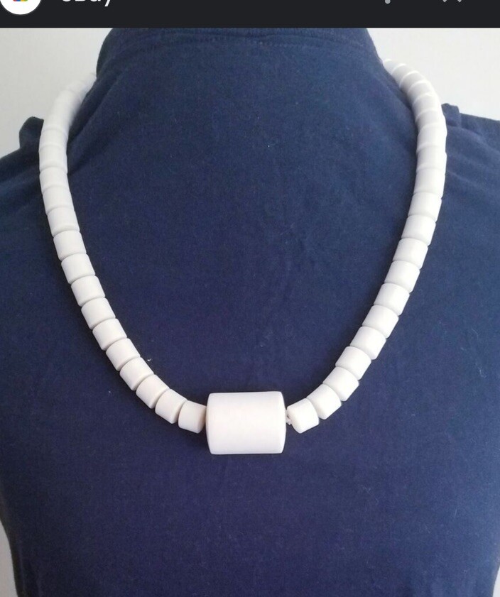 Traditional Unisex White wedding Coral Beads Necklace.