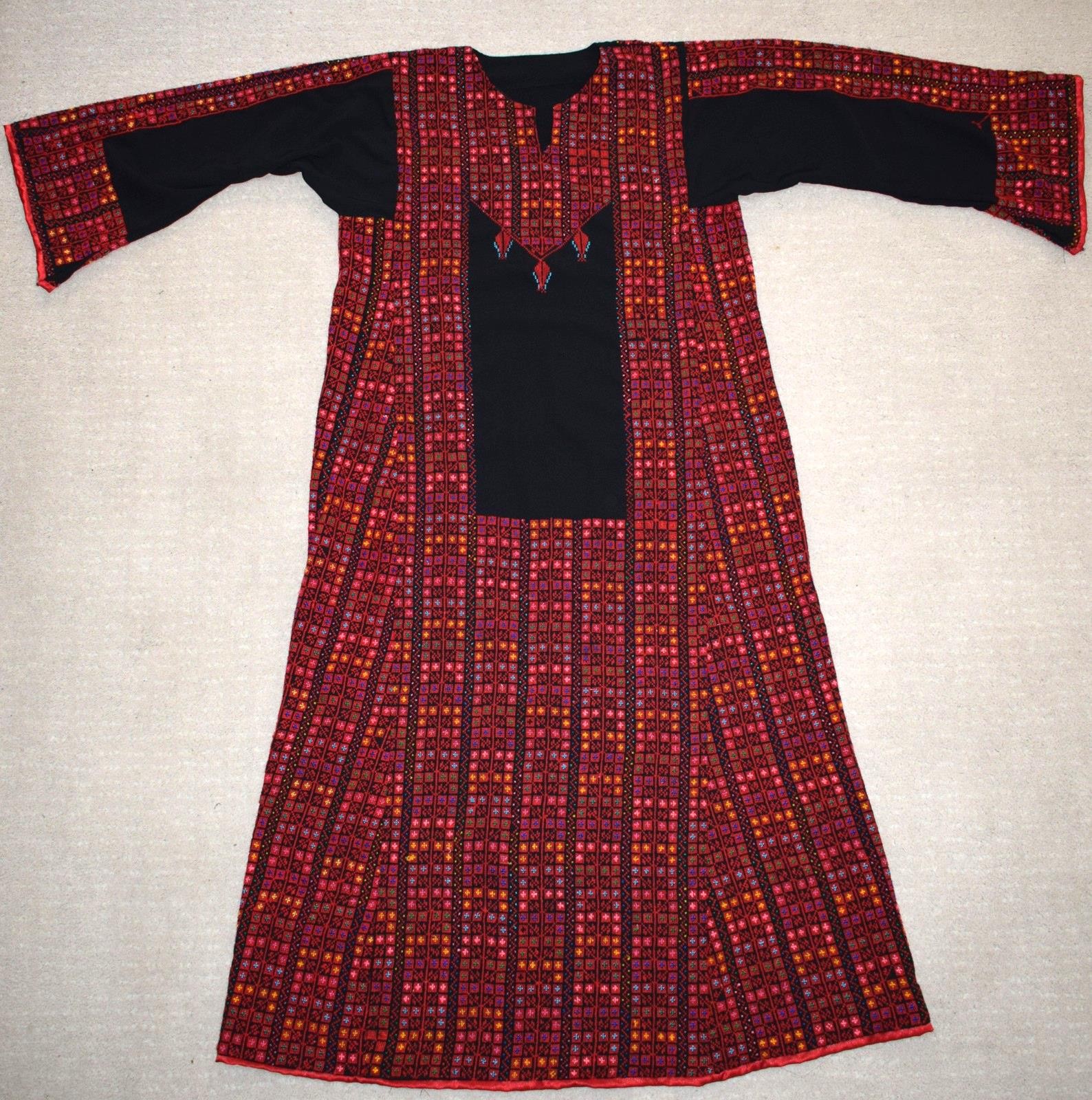 Palestinian Bedouin Thobe- Hand Embroidered Tatreez Dress-Abaya Kaftan Gown