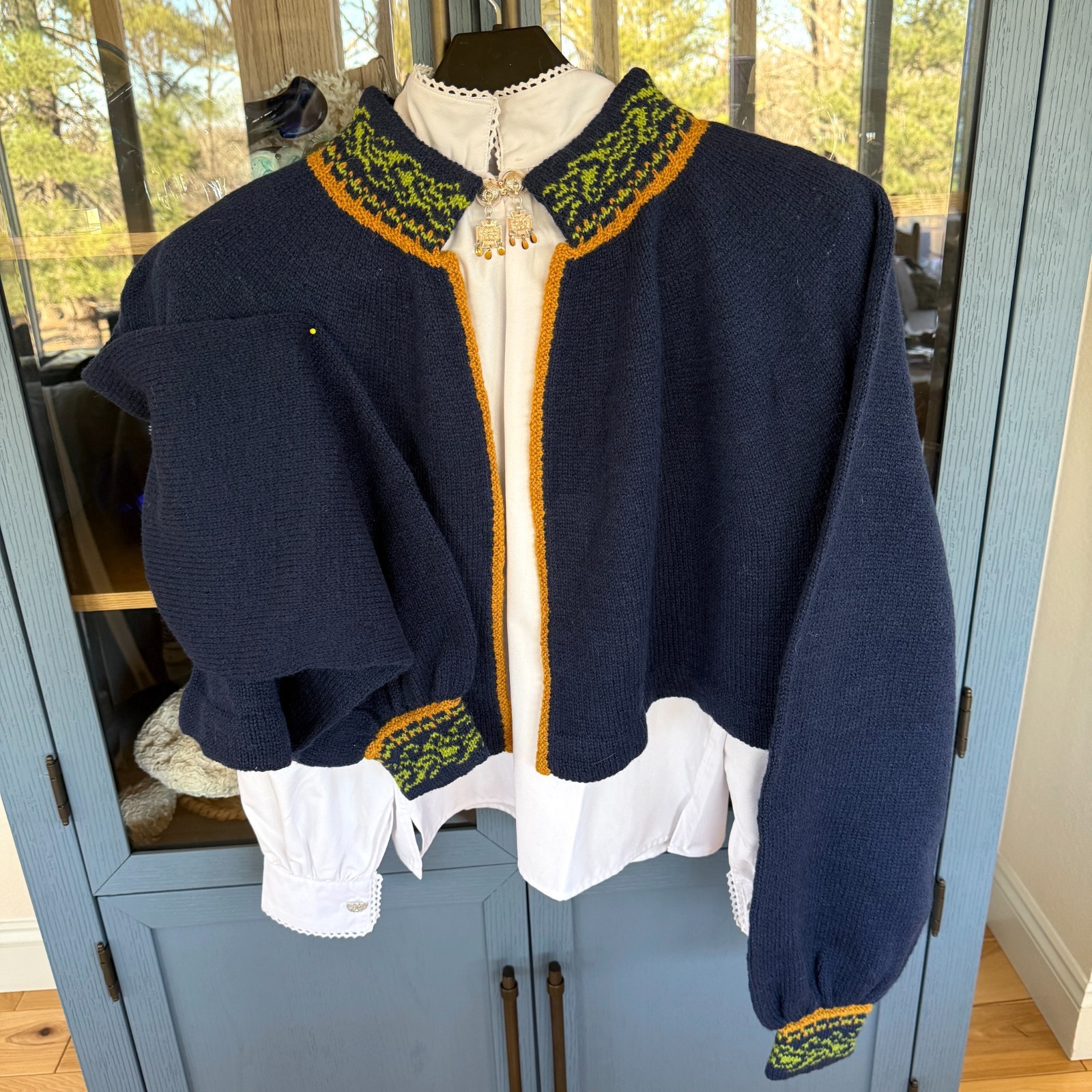 AUTHENTIC New 2/3X+ Plus NORWEGIAN Hand knit wool jacket Nordland Bunad Norway