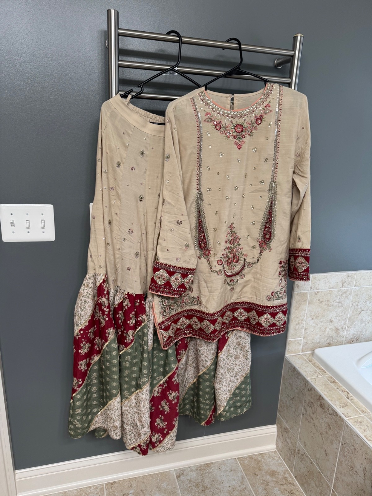 Ethc Botique Pakistani outfit