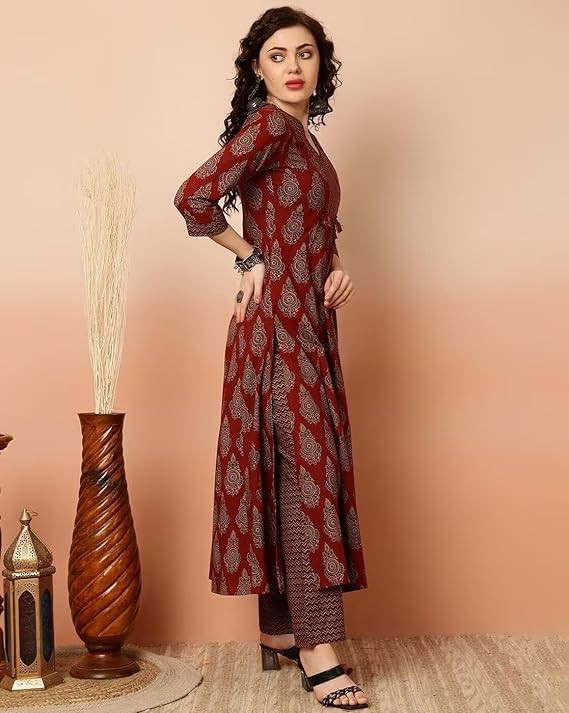 KLOSIA Women Viscose Printed Kurta Pant Dupatta Set