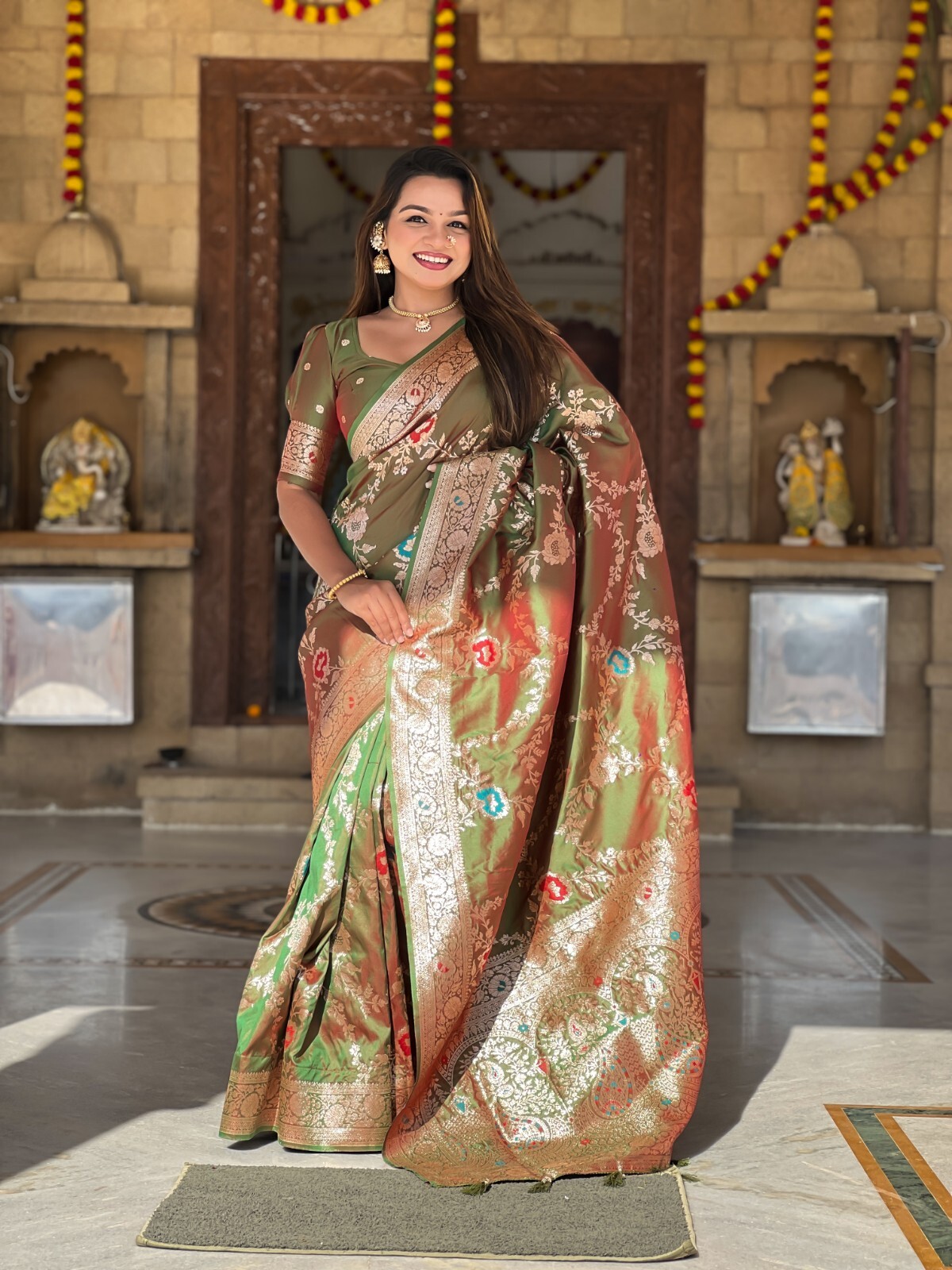 Silk Women Sari Designer Meenakari Weaving Indian Traditional Sari Soft Banarasi