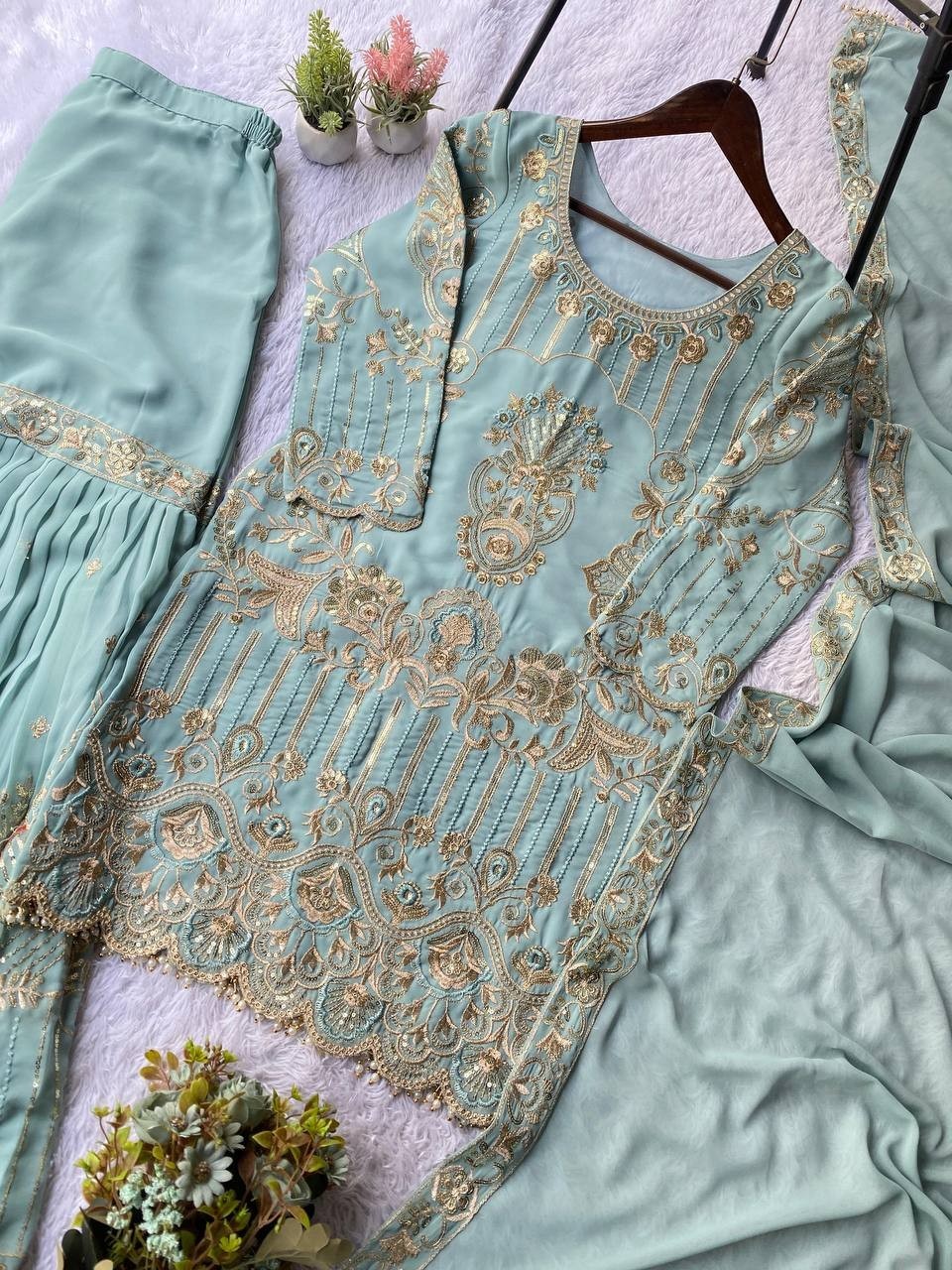 Latest Designer Georgette Kurta Palazzo With Dupatta For Wedding Wear