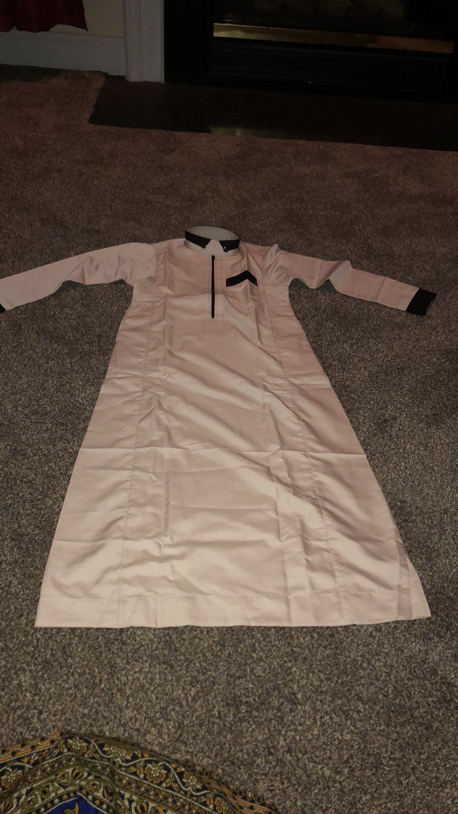 Unknown boy’s beige/brown jalamia long sleeve 40