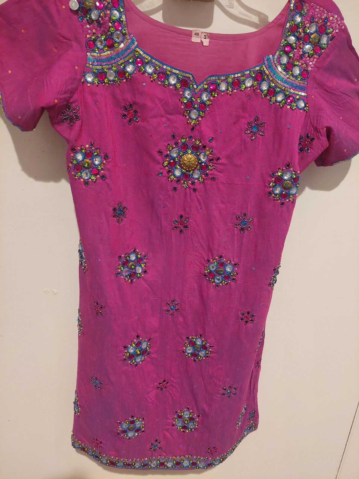 Indian Bollywood Jeweled Cotton/Rayon Shift dress size small……….