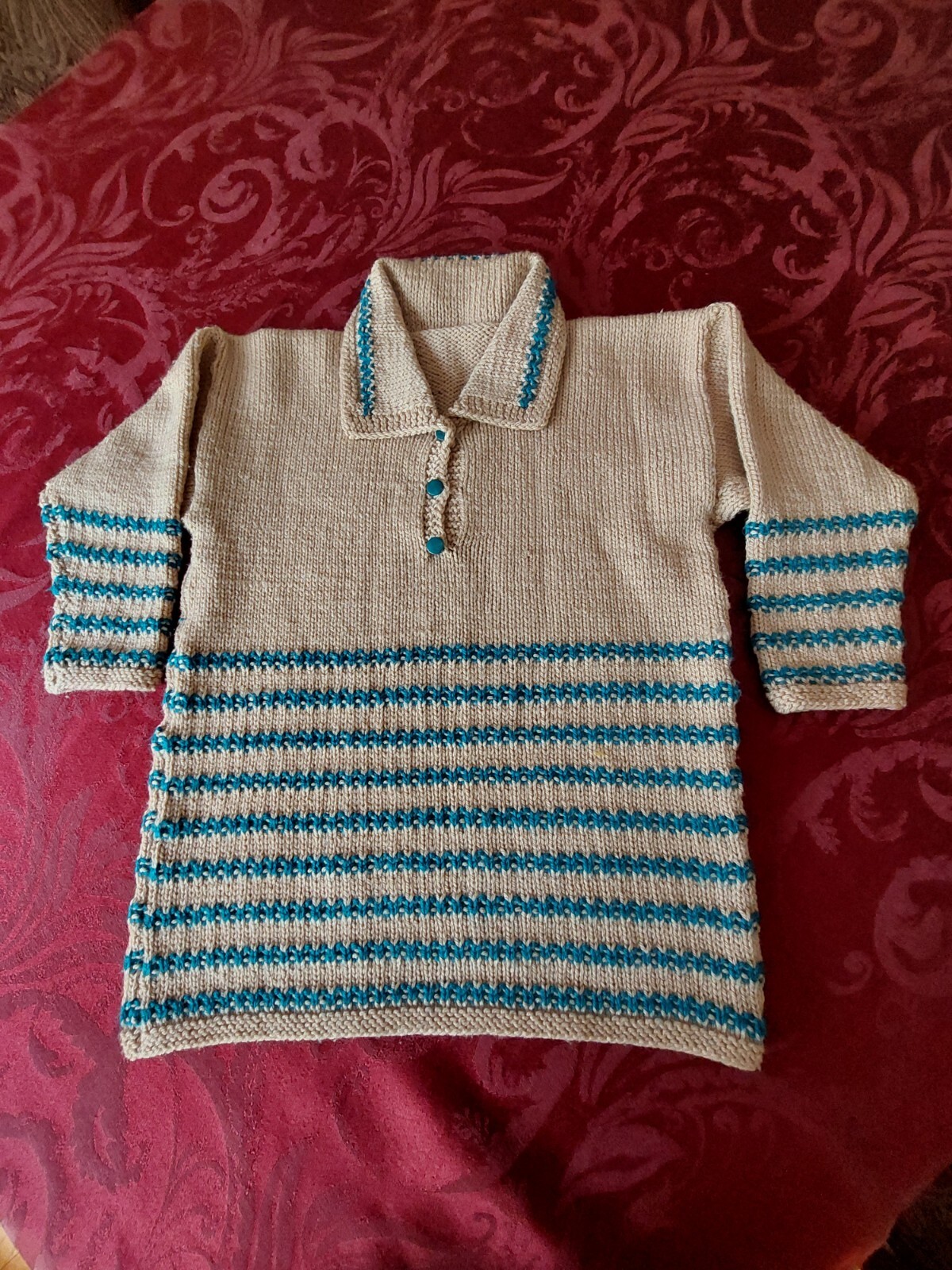 pakistani hand made sweater size 28 to 30