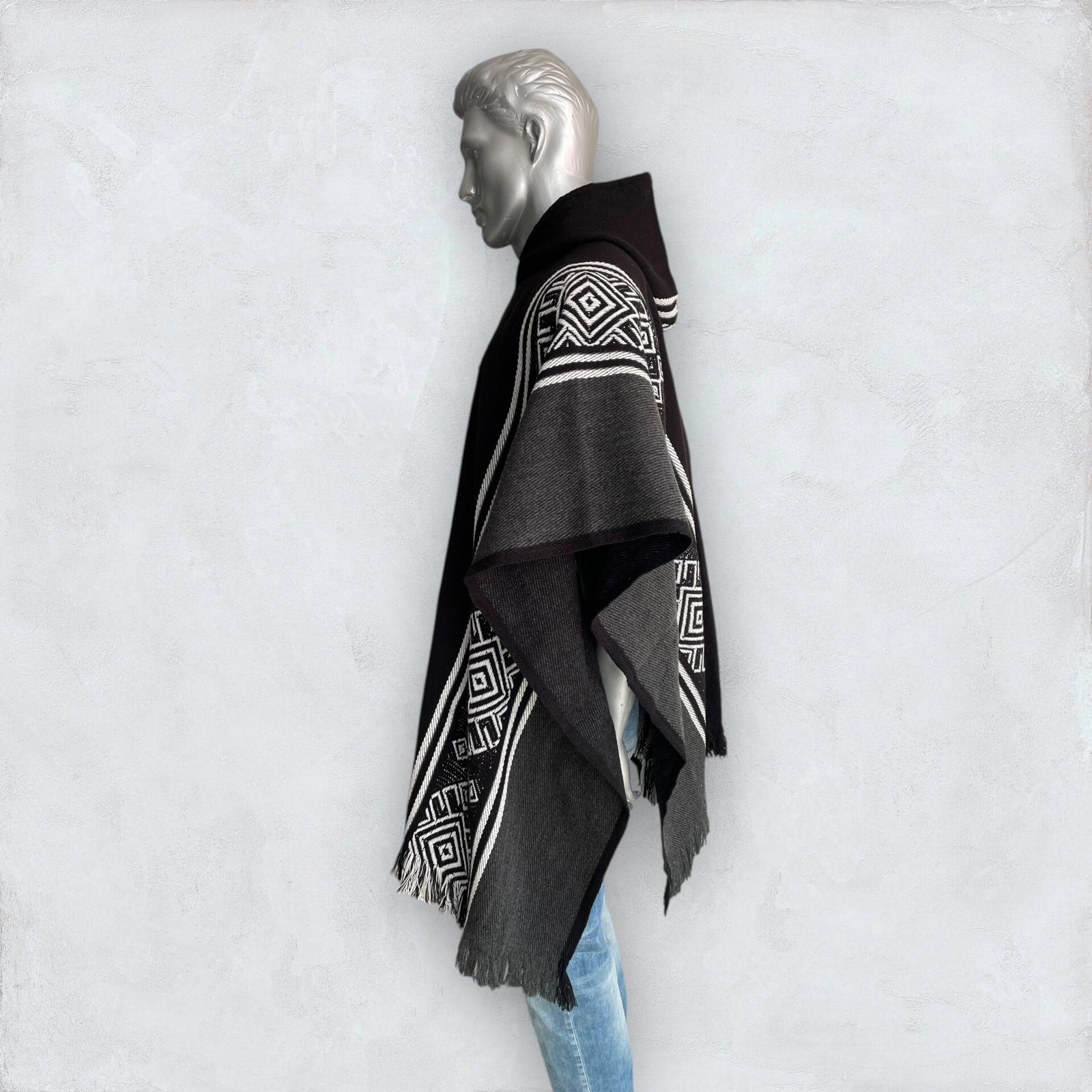Handmade Sheep Wool Poncho Soft black/gray Handcrafted Navajo Design Geometric