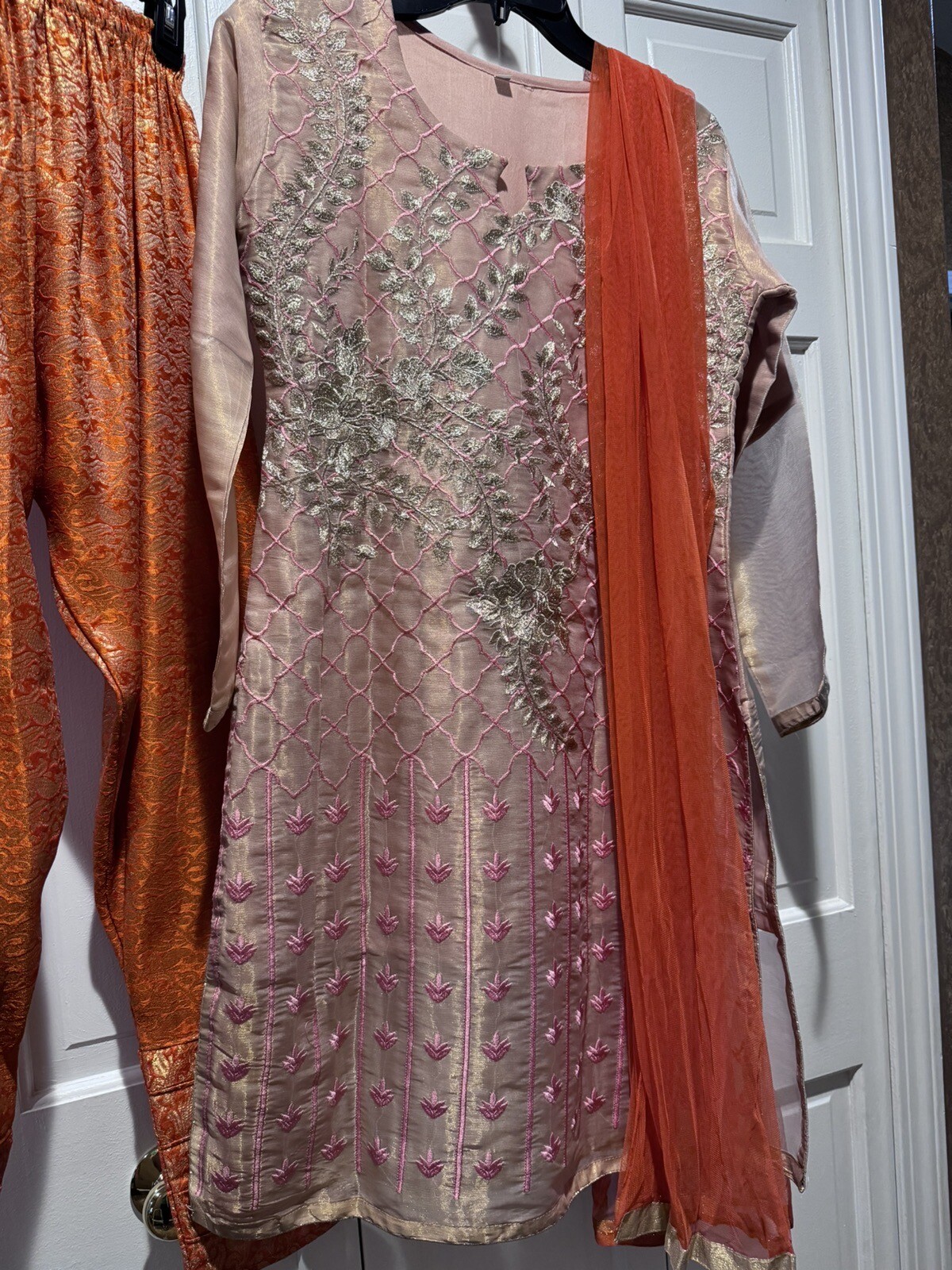 Girls Salwar Kameez Orange And Light Pink 3 Pieces Size: XS New