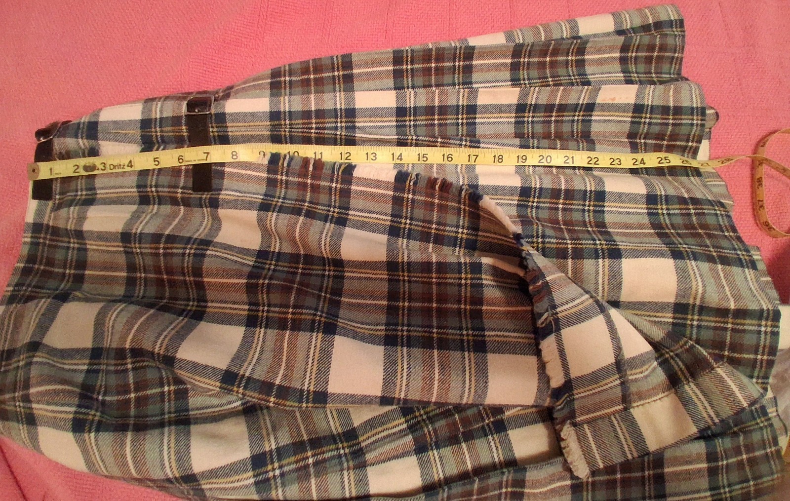 VINTAGE MOSBROOK AUTHENTIC 100% WOOL KILT SIZE 14 SCOTTISH