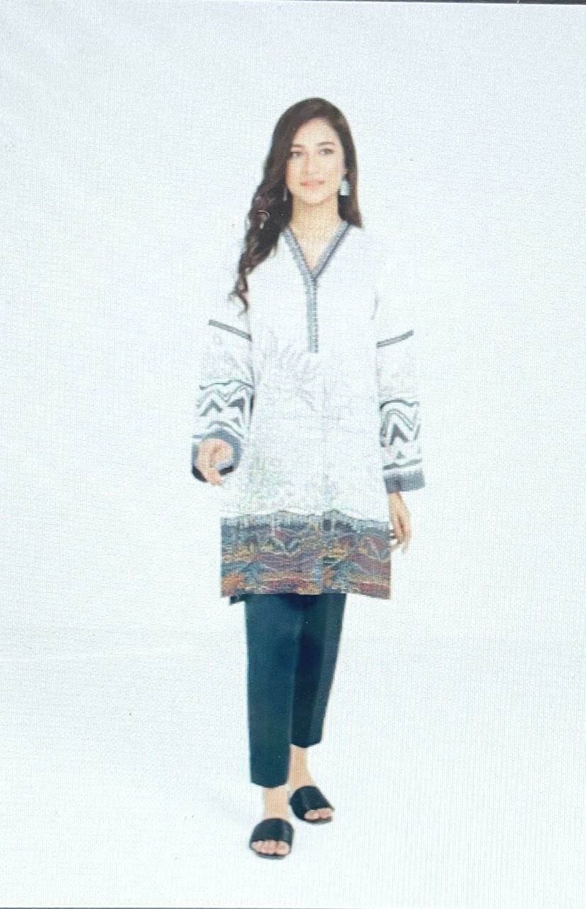 Kameez Sapphire New with tags Size Large Color Dark Olive Checkered print