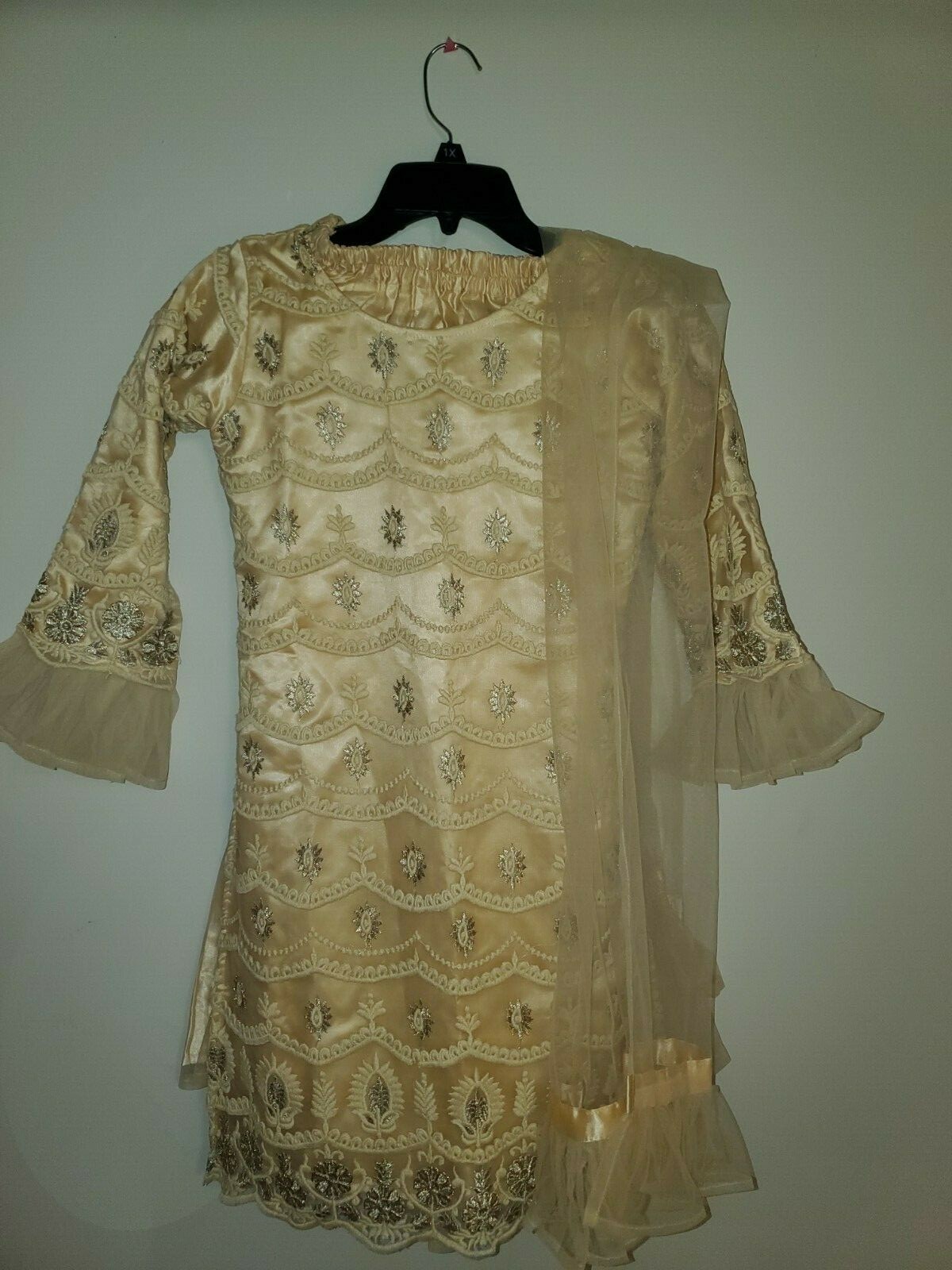 Girl’s gorgeous full embroidered  salwar suit for Eid! Size 32