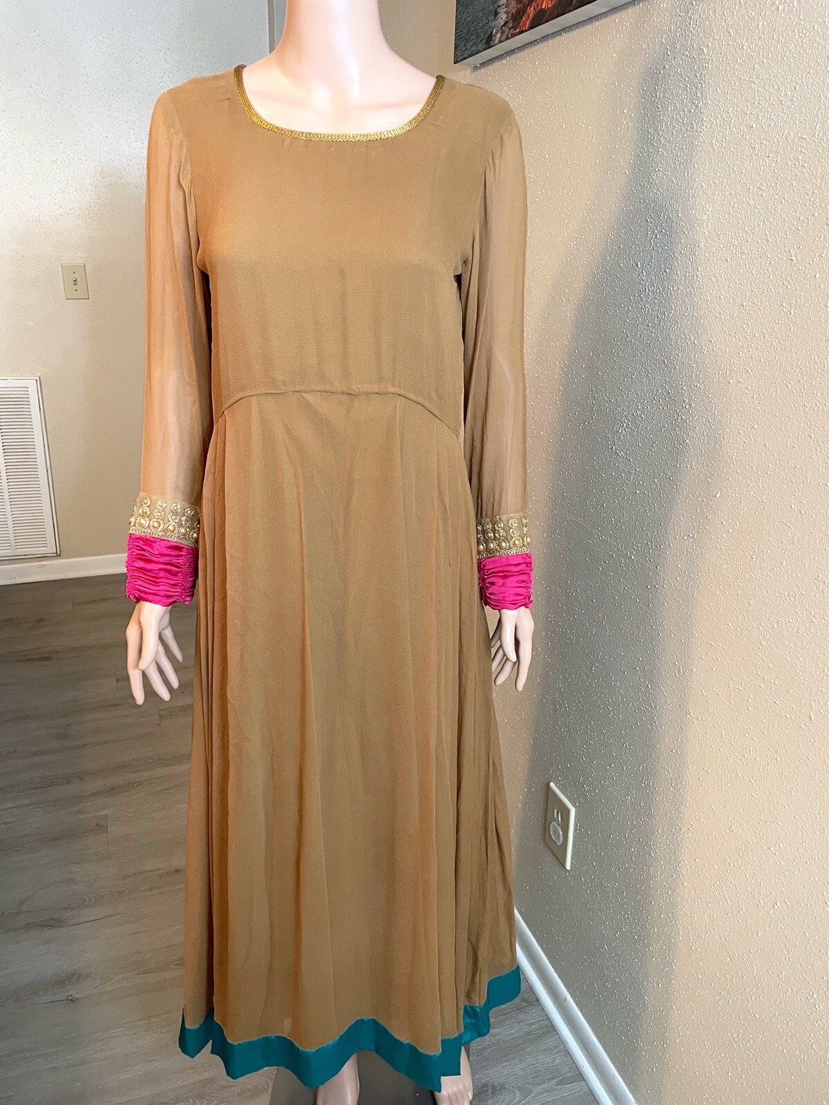 Pakistani Personalized & Customized Dress