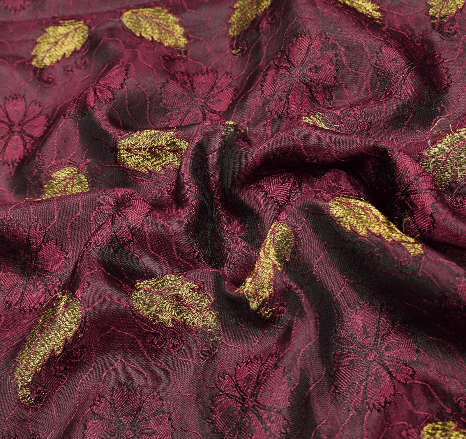 Sushila Vintage Pure Kanjivaram Silk Saree Woven Gold Zari Wine Sari Fabric