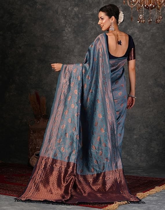 Women Banarasi Jacquard Soft Silk Kanjeevaram Saree with Unstitched Blouse Piece