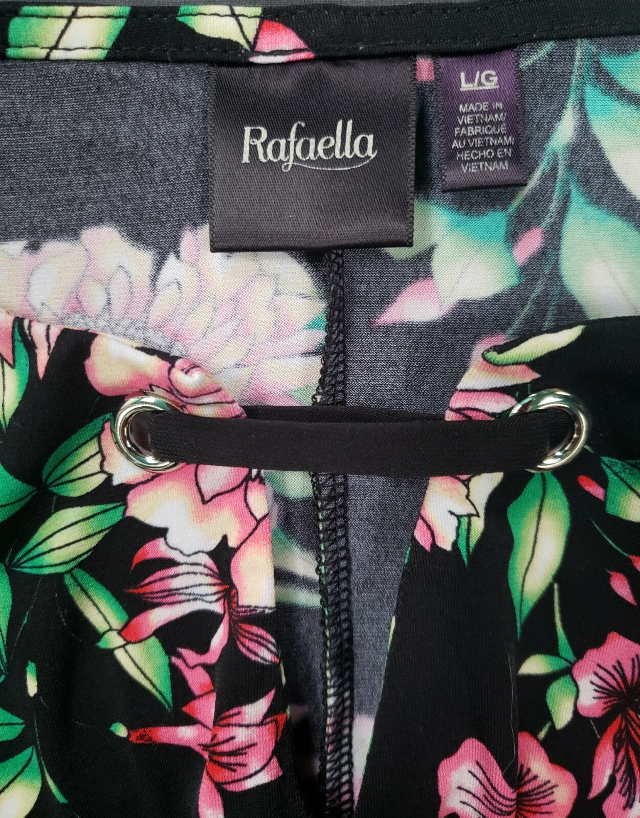 Beautiful Rafaella Large Black and Pink Floral Women’s shortsleeve blouse