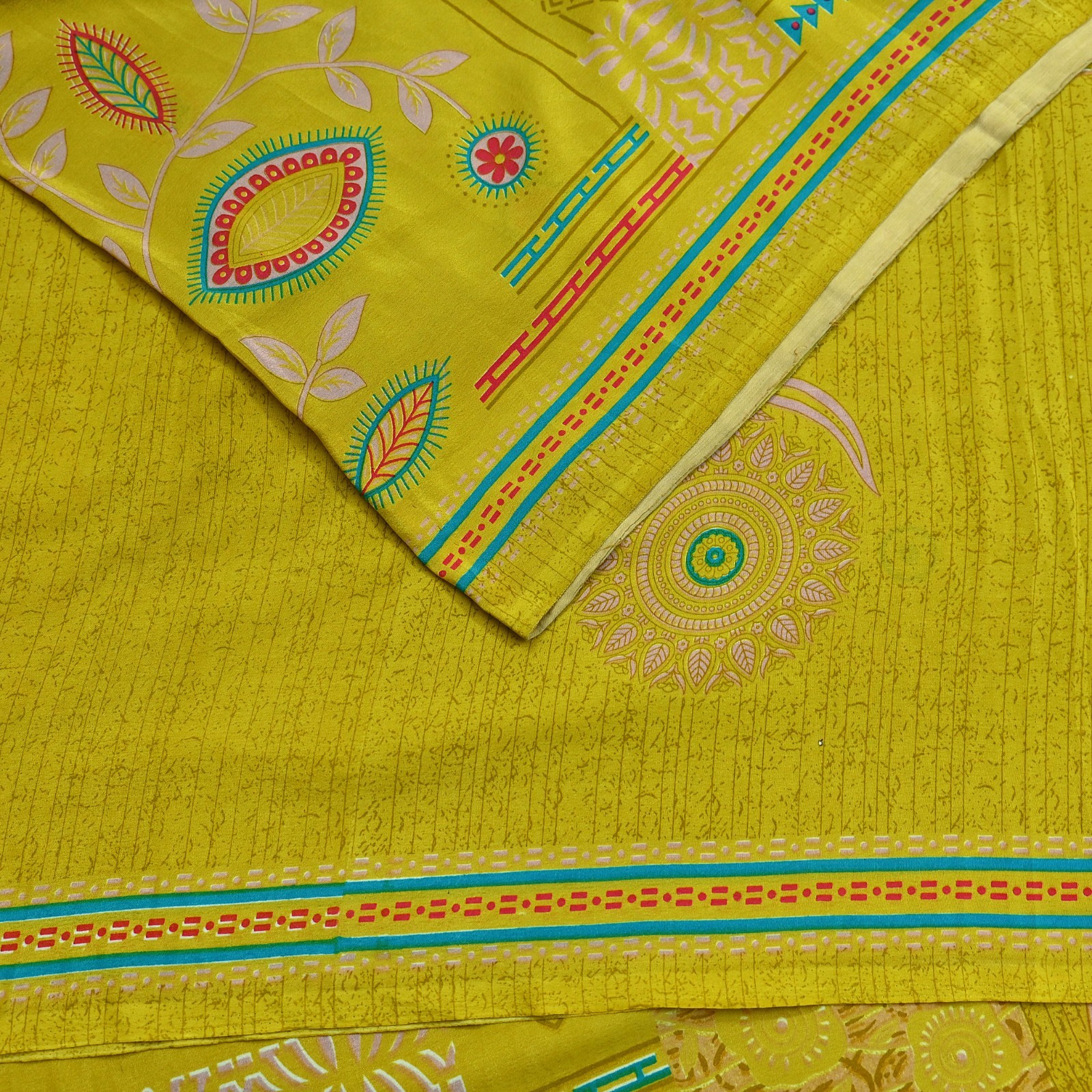 Indian Vintage Lemon Moss Crepe Saree Printed Floral Sari Fabric 5 Yards Sewing