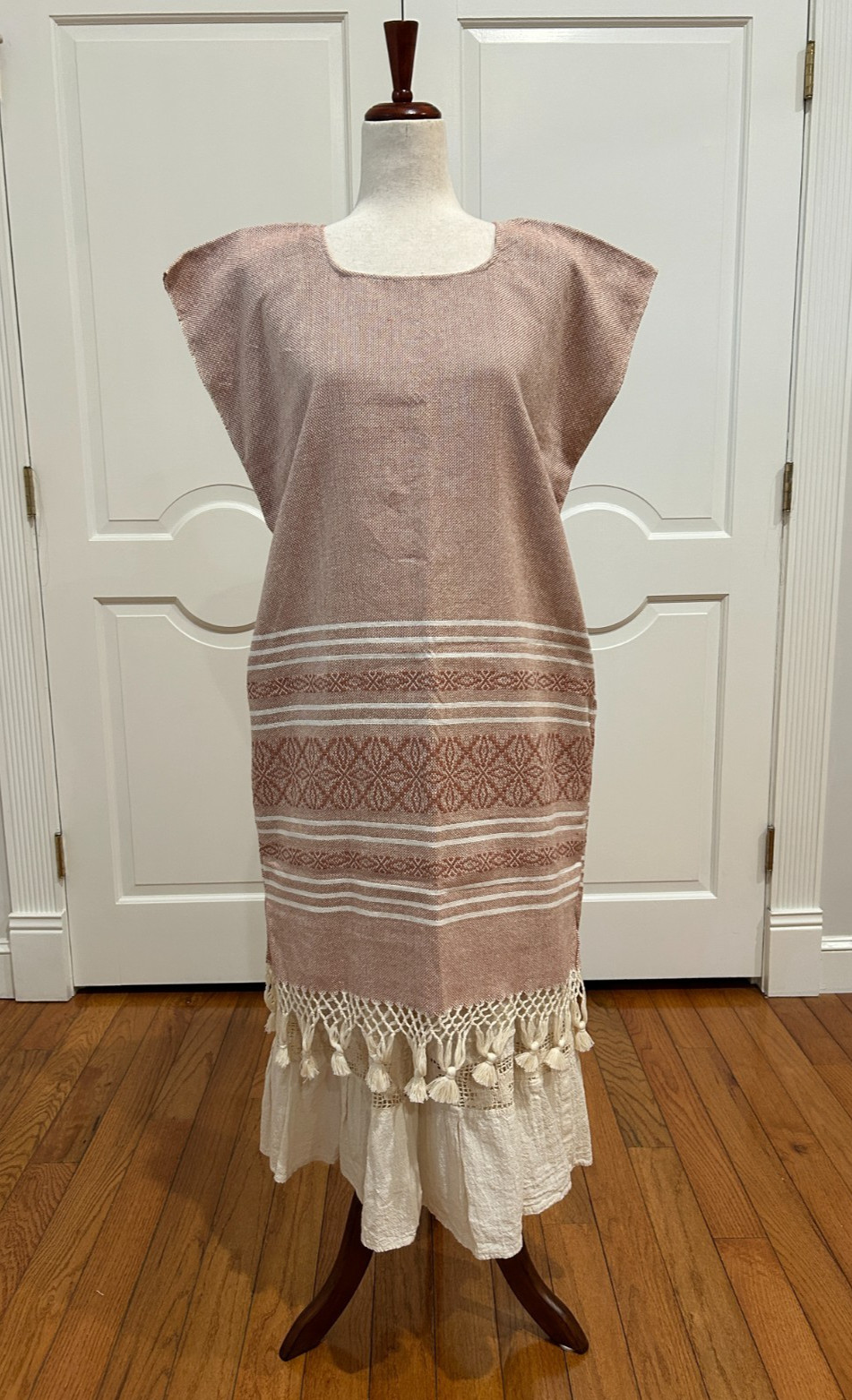 One of a Kind Pedal loom Mexican Dress with Pockets, Summer Dress! Huipil style!