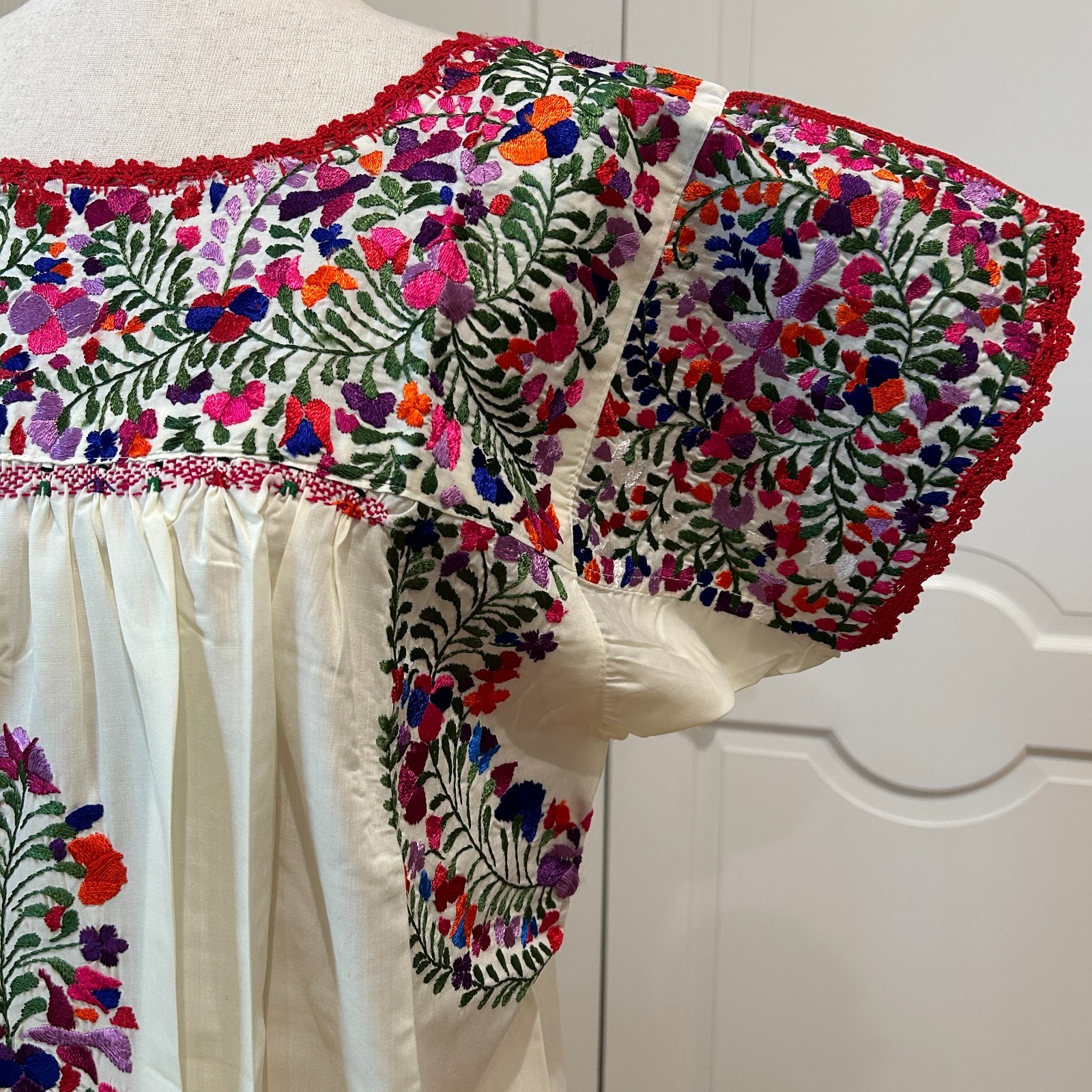 San Antonino Maxi Dress, Oaxaca Mexican dress. hand Embroidered. Silk Threads,
