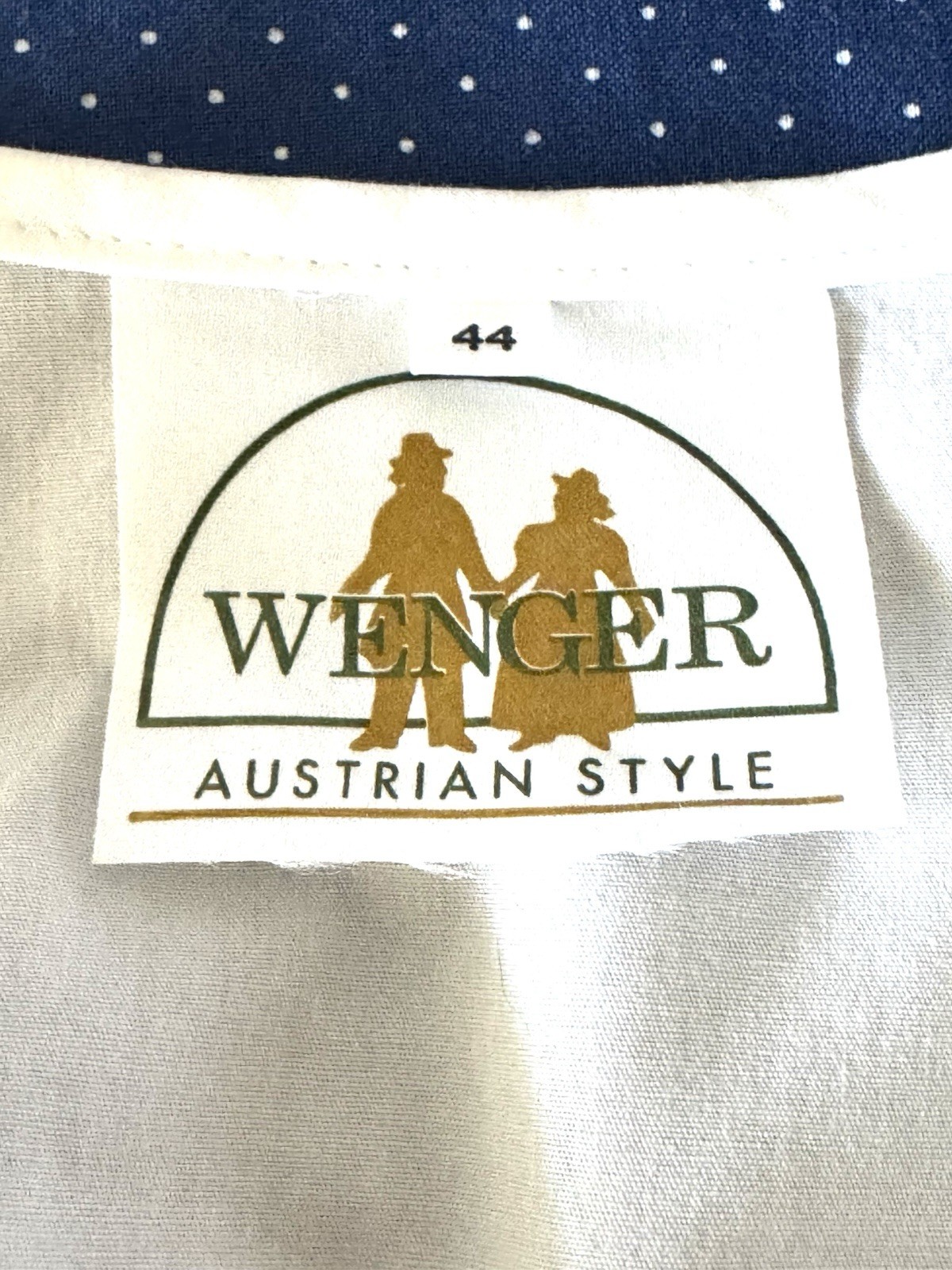 CROPPED DIRNDL BLOUSE, White Cotton, Wenger Trachten Austria, Oktoberfest Blouse