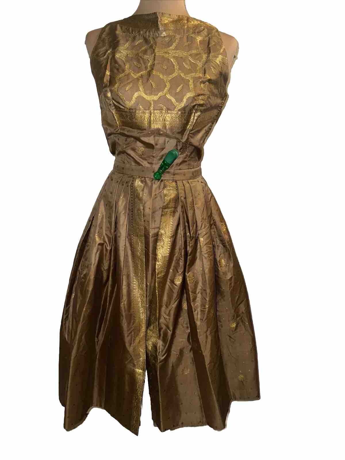 Front Slit Open Loop Button Long Kurta Indian Style Embroidered Flowers Gold