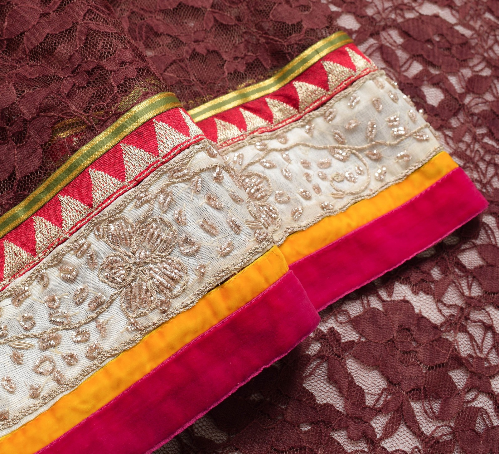 Sushila Vintage Brown Net Mesh Saree Patch Work Border Floral Sari Craft Fabric