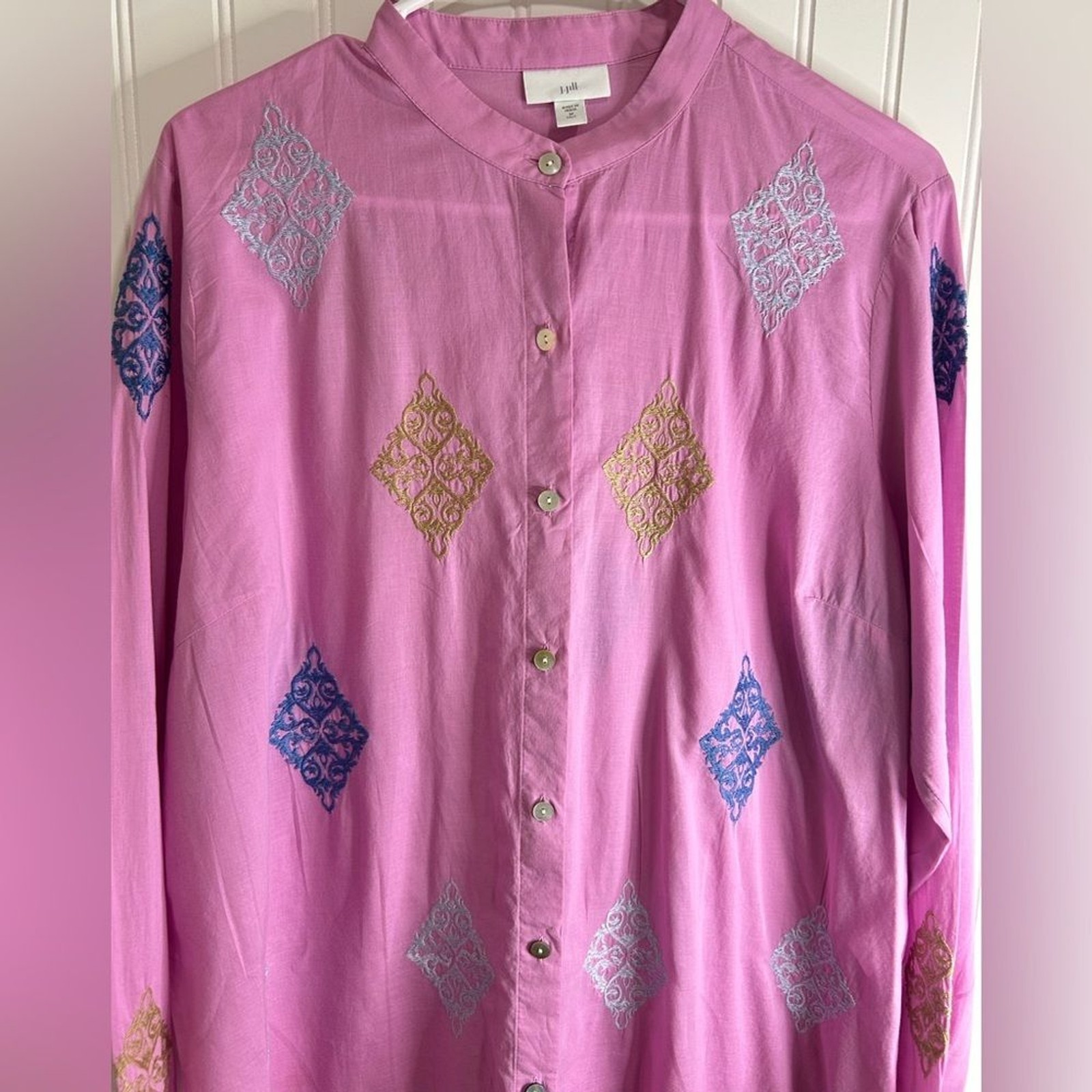 J. Jill Pink women Blouse with Colorful Diamond Embroidery Size M
