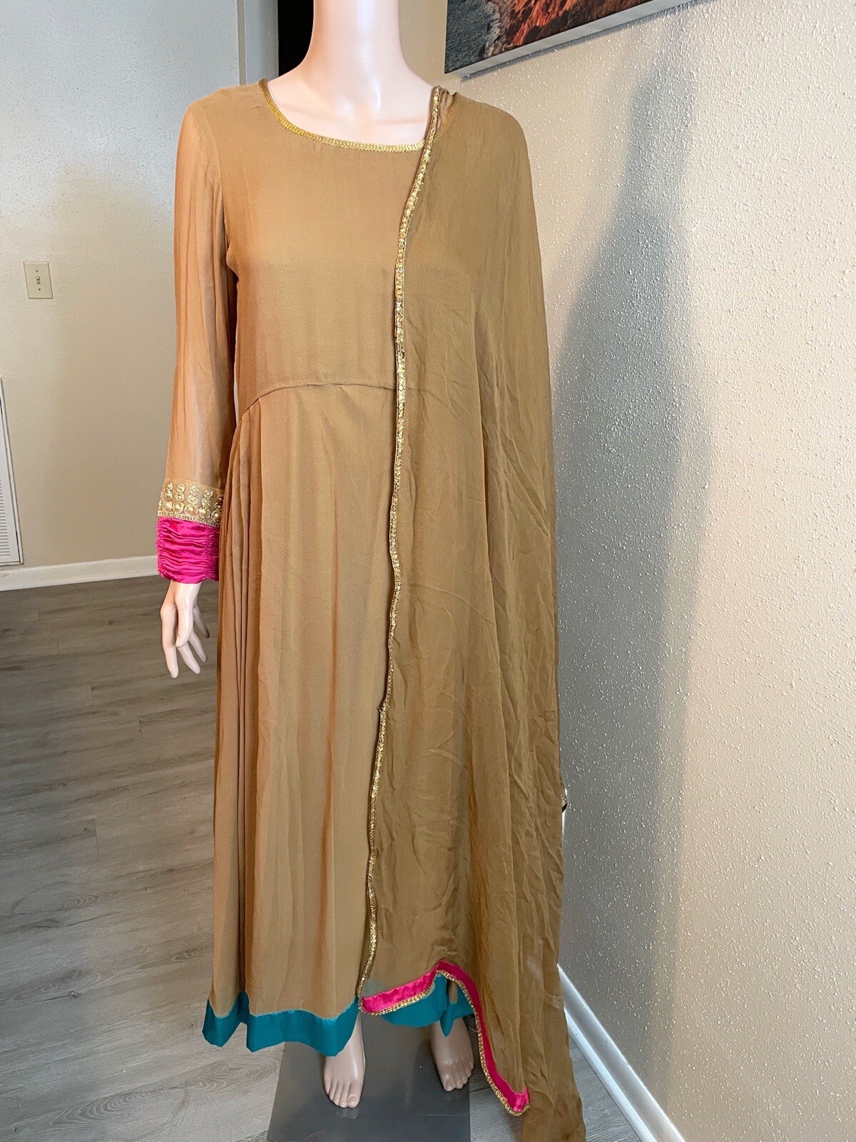 Pakistani Personalized & Customized Dress