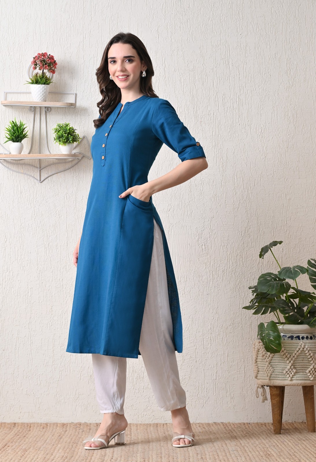 Cotton Flex Solid Long Kurti/Kurta for Girls and Women Daily wear/Office wear