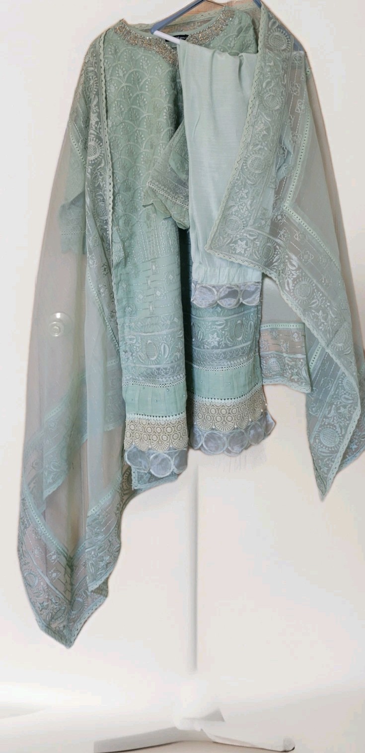 Pakistani Designer Tawakkal Fabric 3 Piece Suit Mint Green Thread Embroidery szL