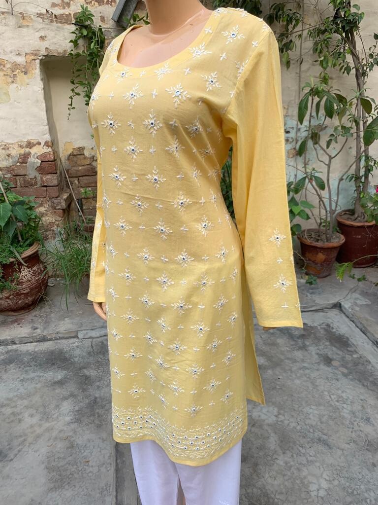 Pakistani Light Yellow & White Straight Style Embroidered 3-Pcs Lawn Suit,L
