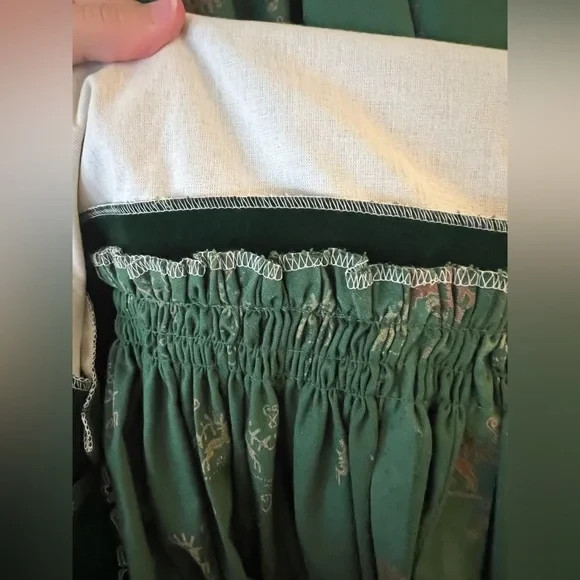 Very High Quality vintage silk, linen & velvet dirndl dress – green & orange