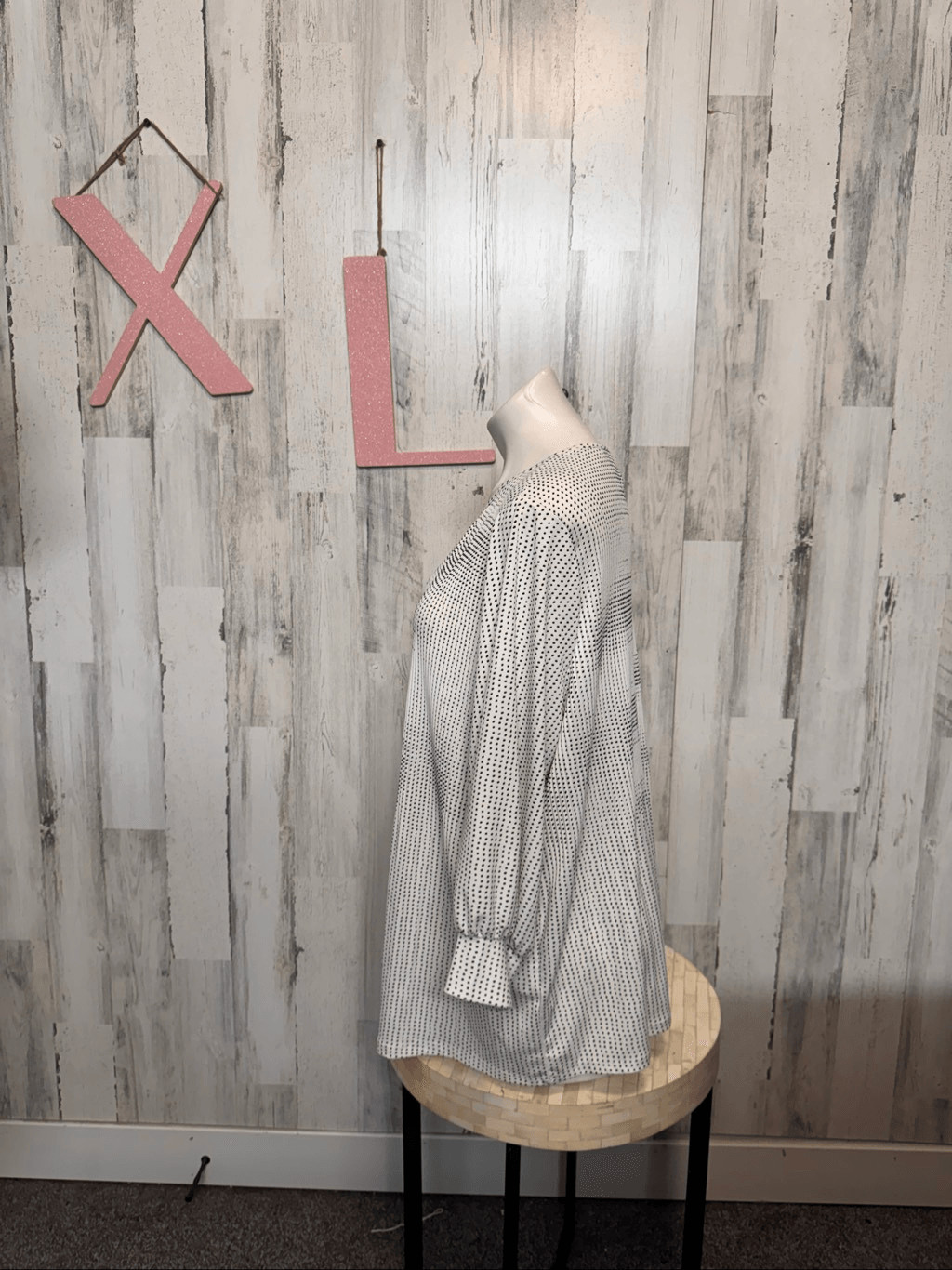 Adrianna Papell White Polka Dot Pleated Blouse Womens Size 1X Long Sleeve Top