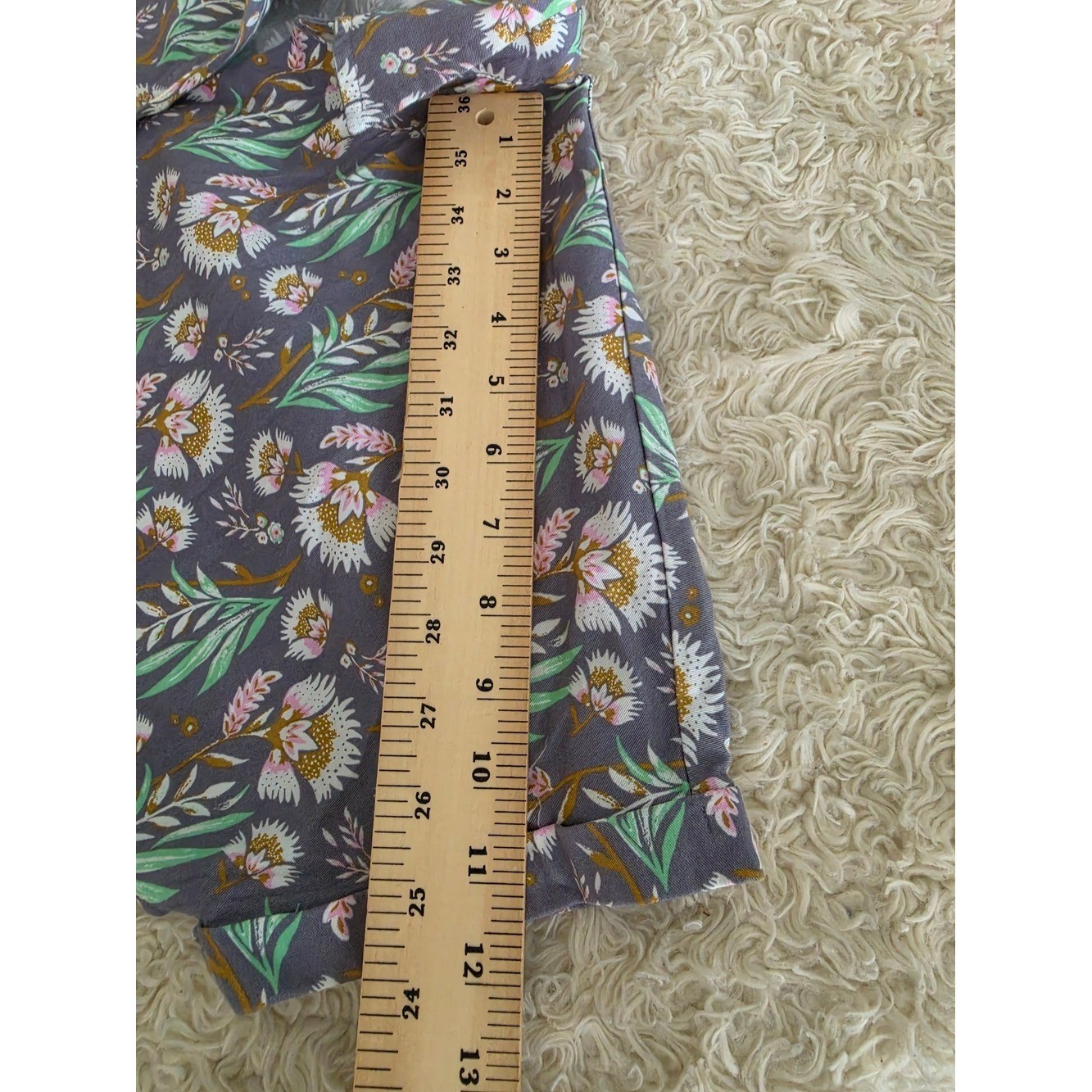 Universal Thread Gray Floral Short-Sleeve Button-Up with Mint & Pink Accents