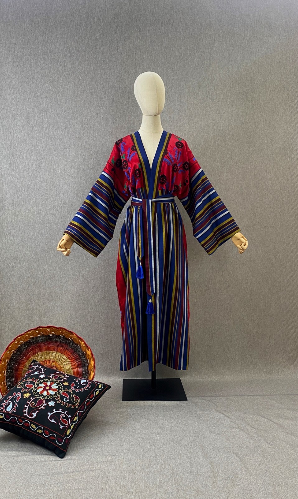 Vintage Uzbek Suzani Chapan Robe Jacket Embroidered OOAK Boho Ethnic Coat Kimono